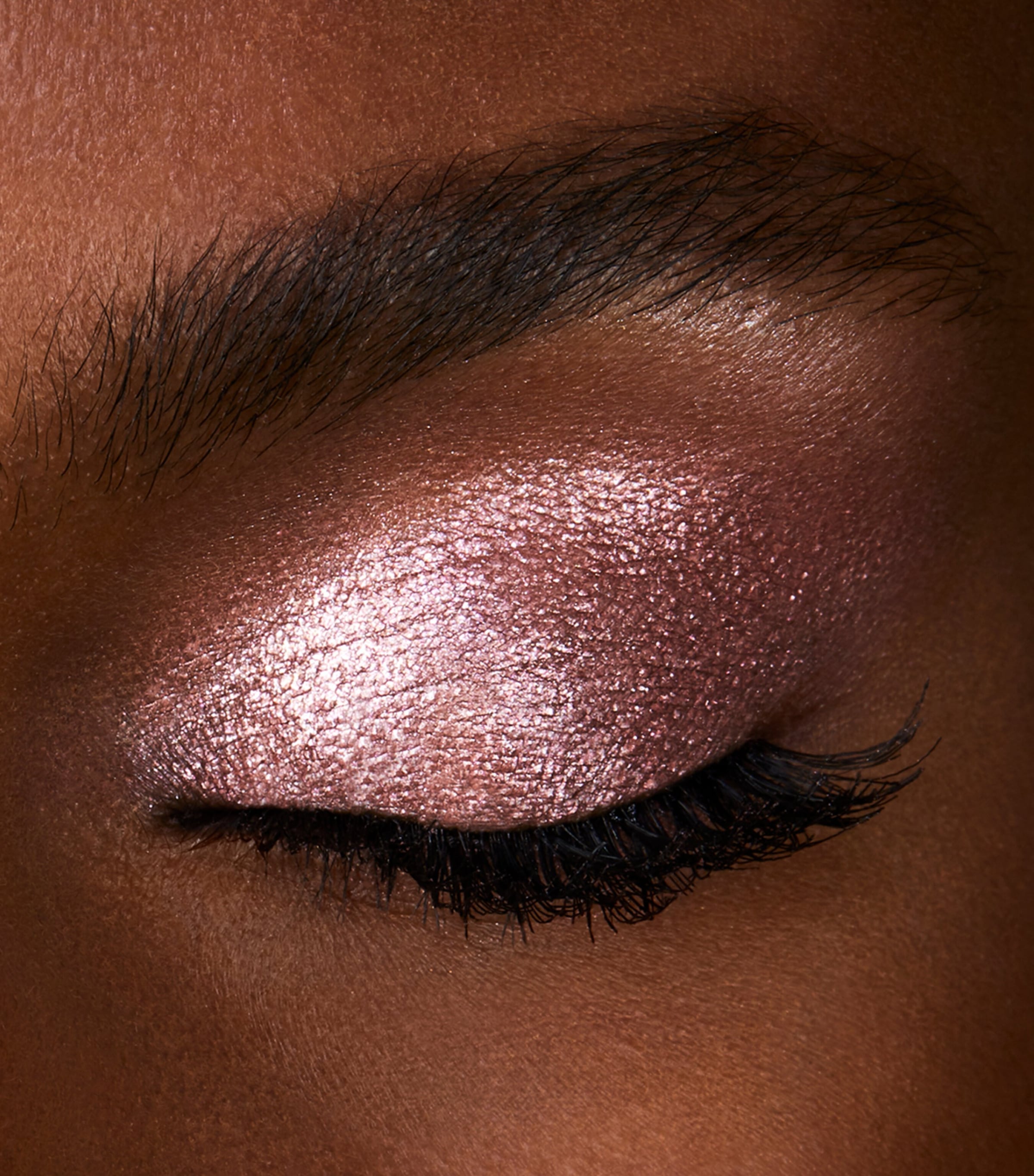 Scattered Light Eyeshadow AURA Image 4