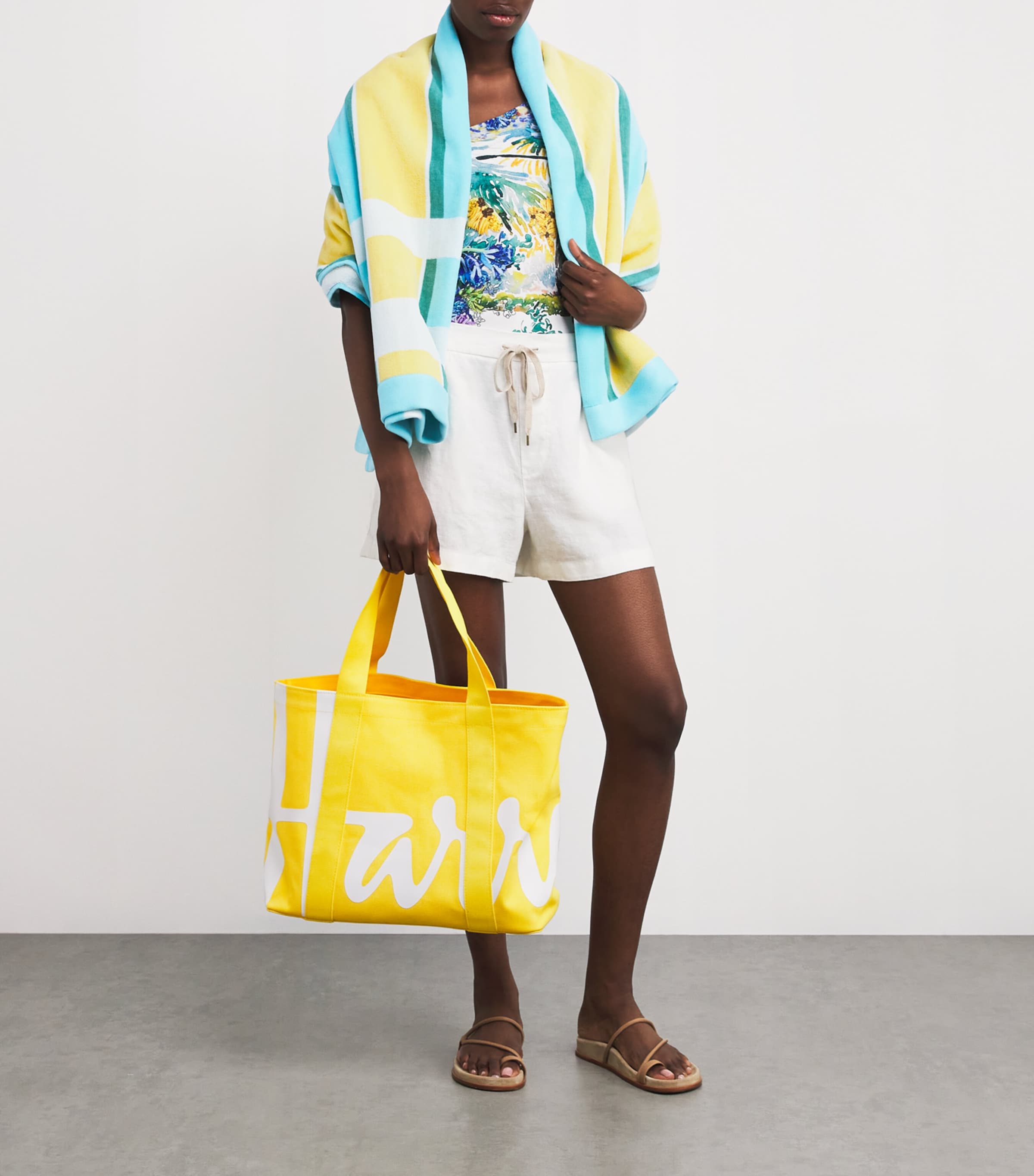 Logo Beach Towel (100cm x 155cm) MULTI Image 2