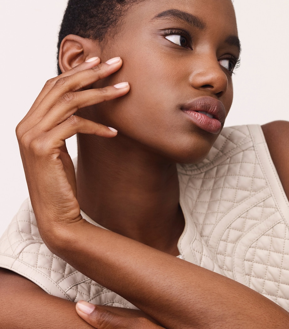 Les Mains Hermès Enamel Base Coat NO COLOUR Image 6