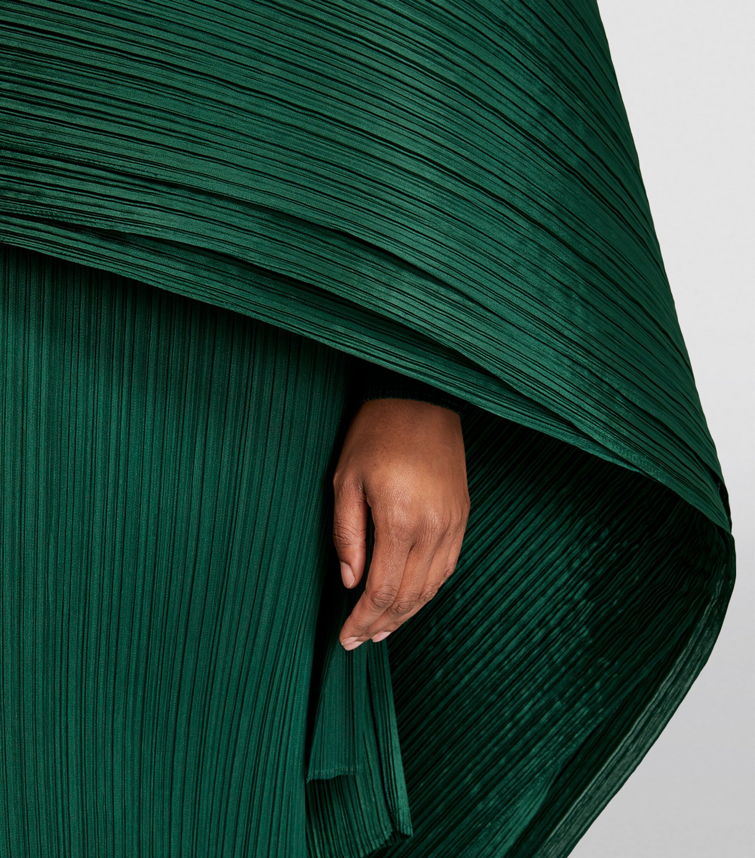 ☺︎PLEATS PLEASE I MIYAKE MADAME-T Pleats Please Issey Miyake Green Basics Madame-T Stole | Harrods SA