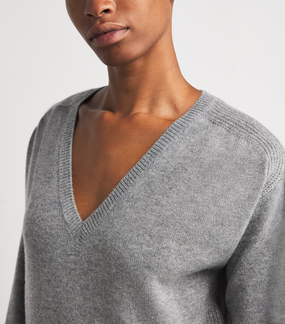 Cashmere V-Neck Sweater 0951 - MEDIUM GREY Image 6