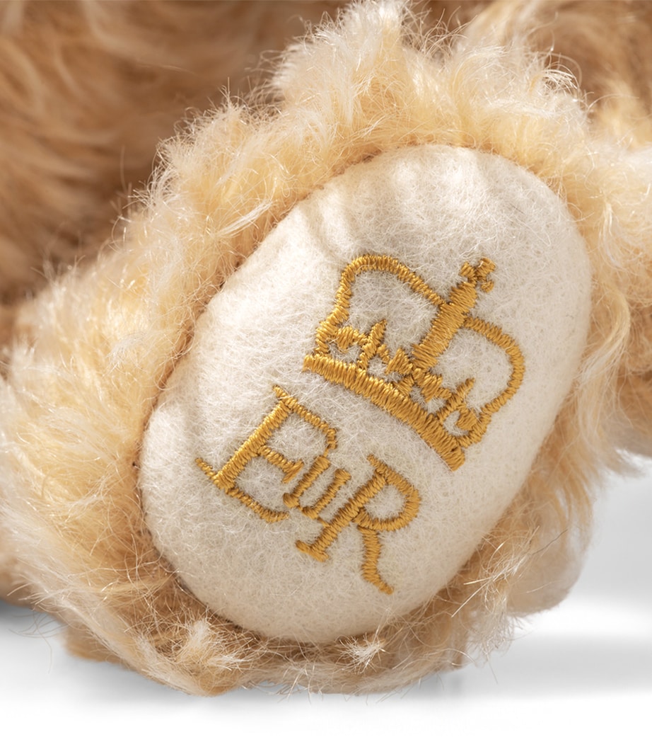 Steiff Queen Elizabeth II 100th Birthday Teddy Bear (30cm) Image 6