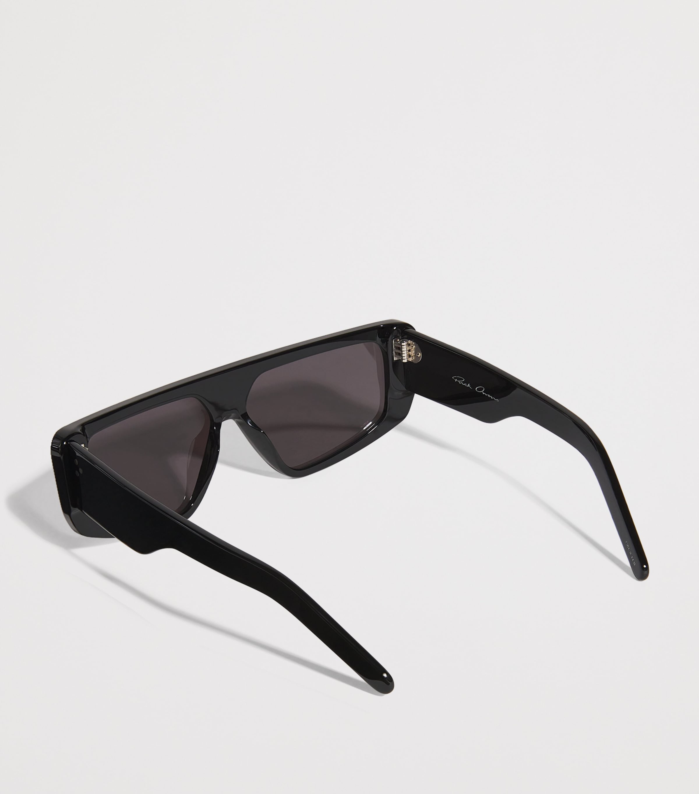 Geometric Performa Sunglasses BLK TMPL/BLKLNS/0909 Image 3