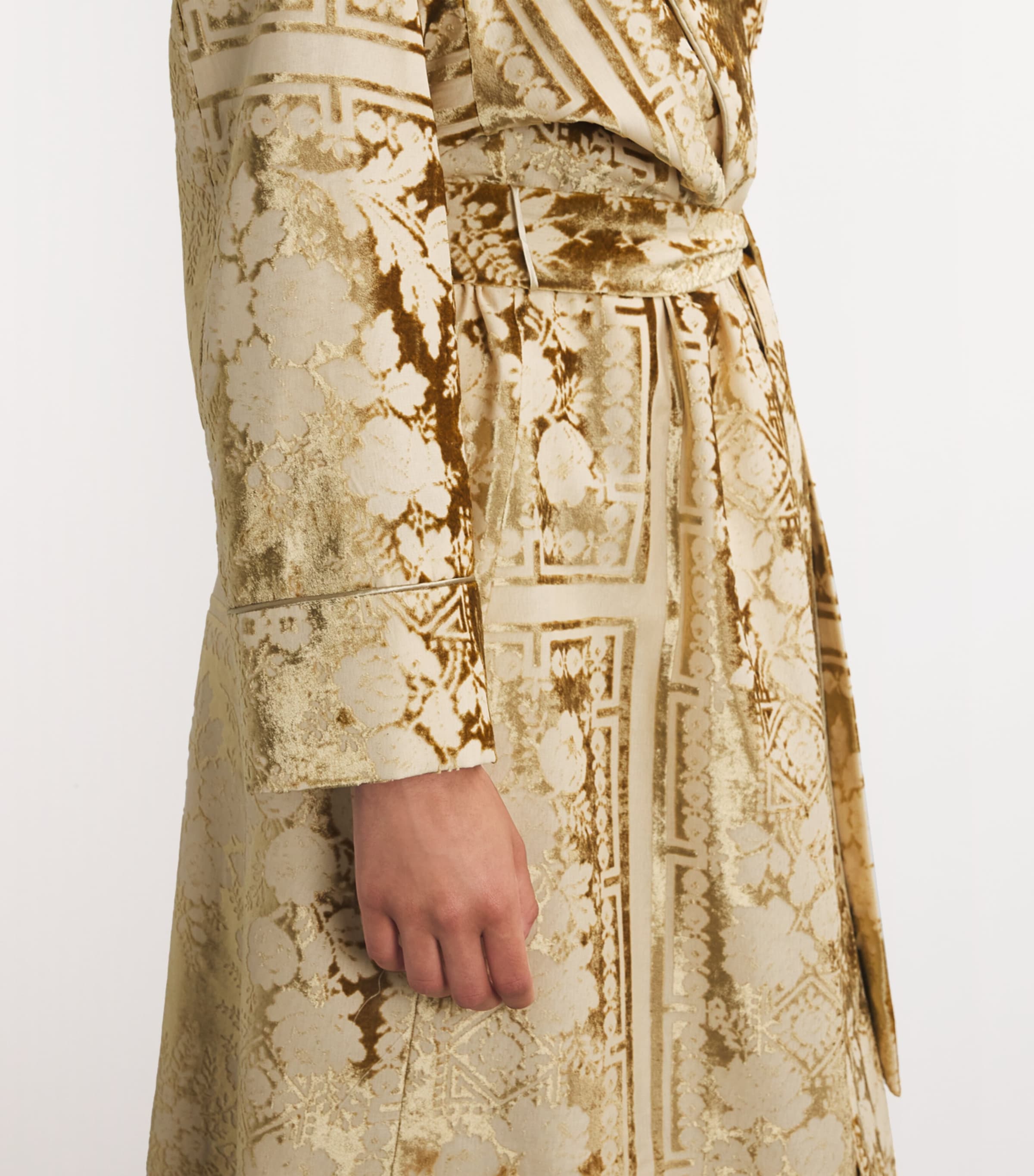 Jacquard Liquid Velvet Robe GOLD & IVORY Image 4
