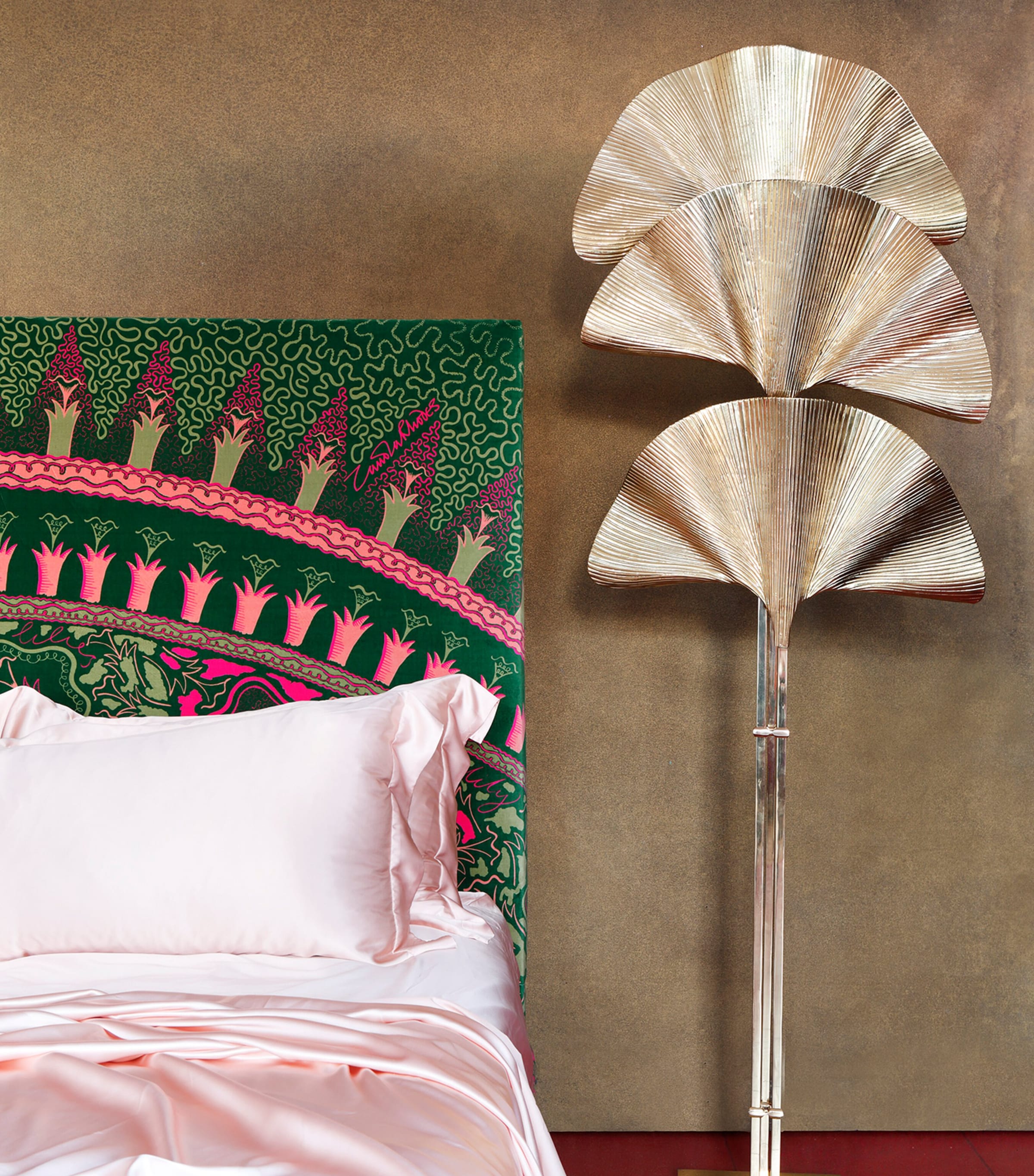 Lilies Nº2 Bed SPRINGAWAKENING Image 3