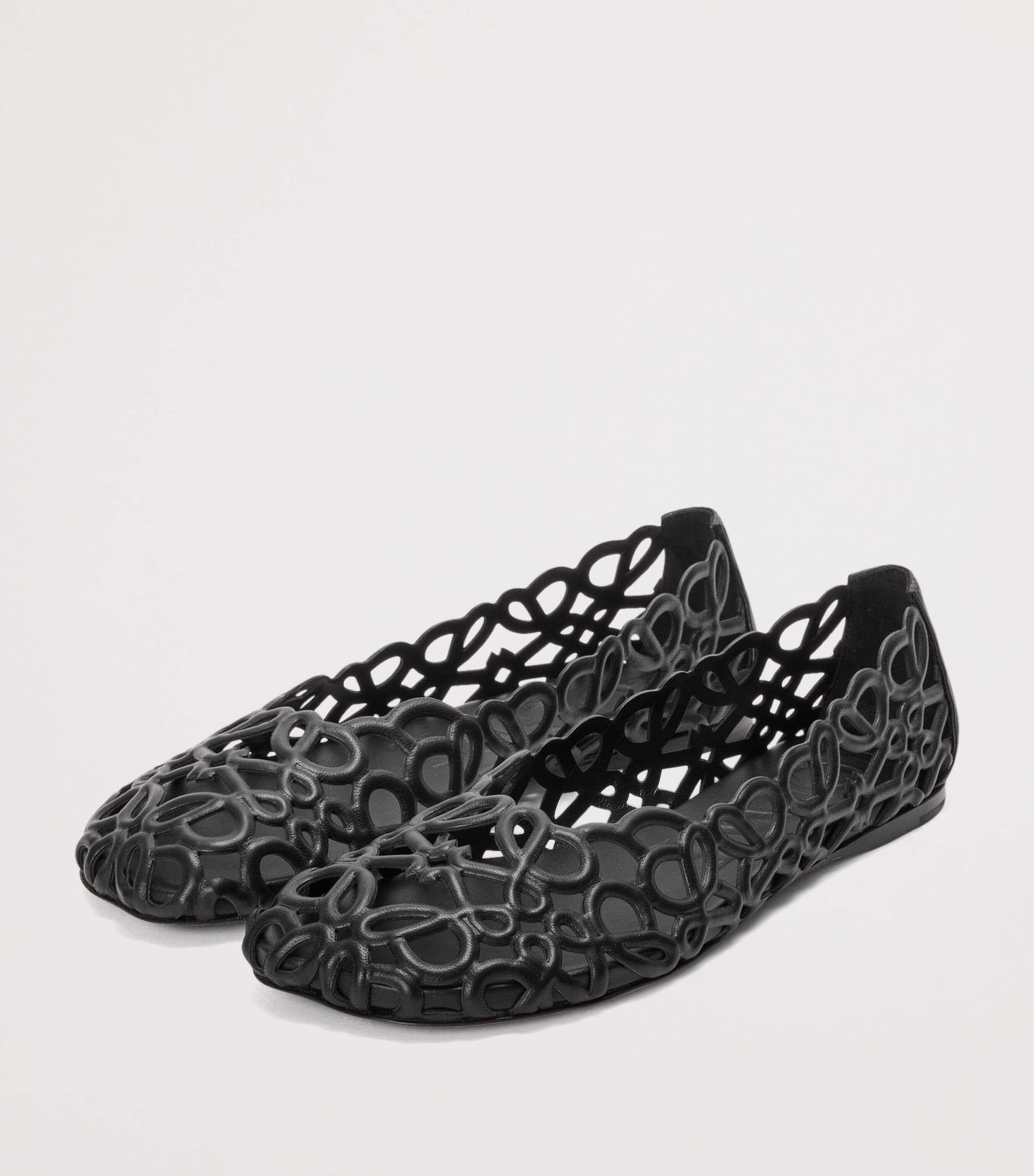 LOEWE Leather Petal Anagram Ballet Flats Black Image 2