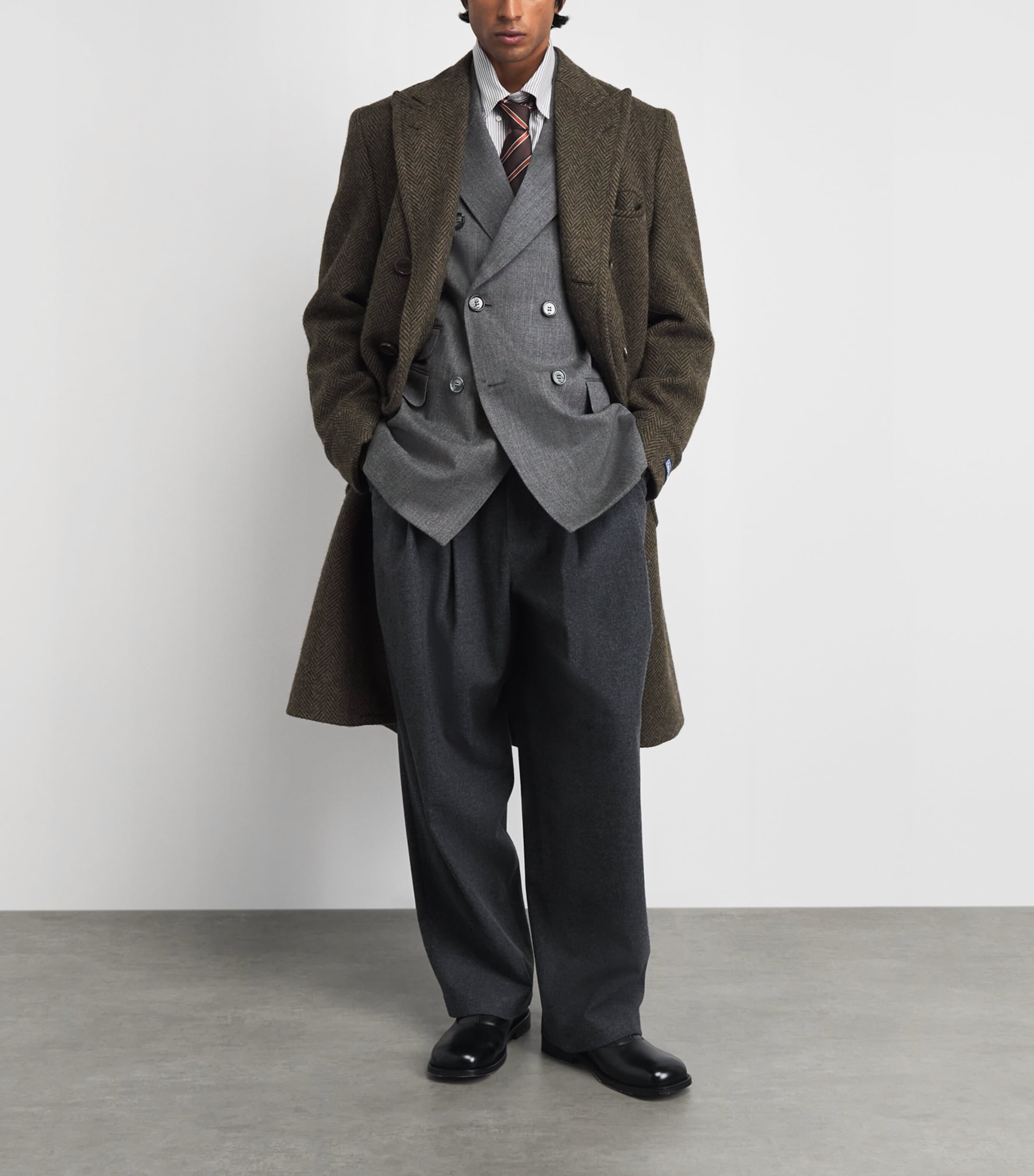AMI Paris Mens Wool Double-Breasted Blazer Gris Carbone Image 2