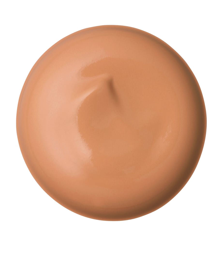 Radiant Cream Foundation O50 Image 2