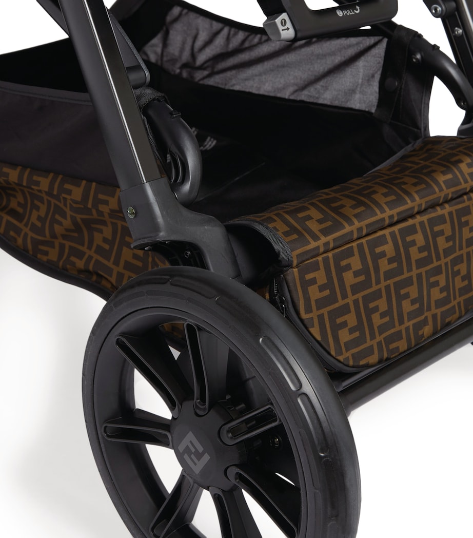 Monogram Pram F15B6 Image 6