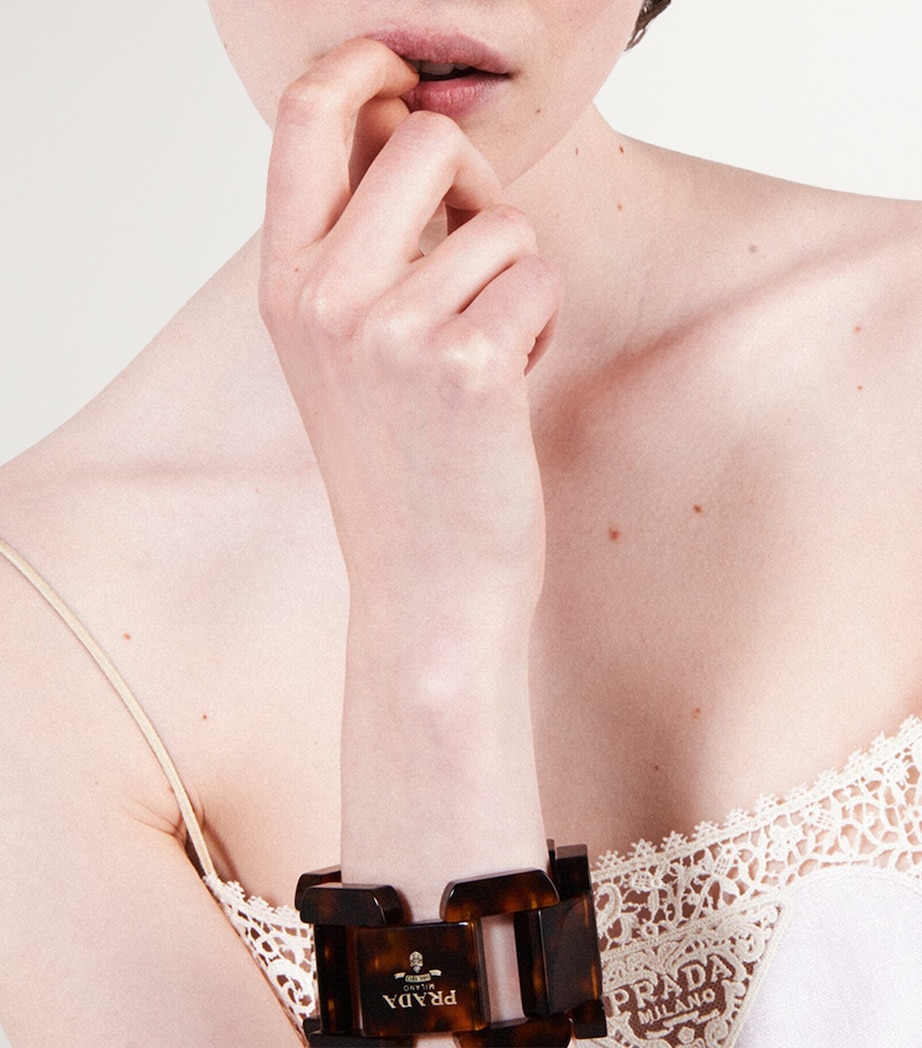 Plexiglass Logo Bracelet F03U2 Image 2