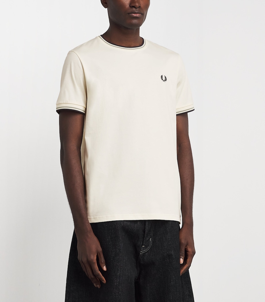 Fred Perry Mens Cotton Twin Tipped T-Shirt Ecr/seagrs/dkair Image 4