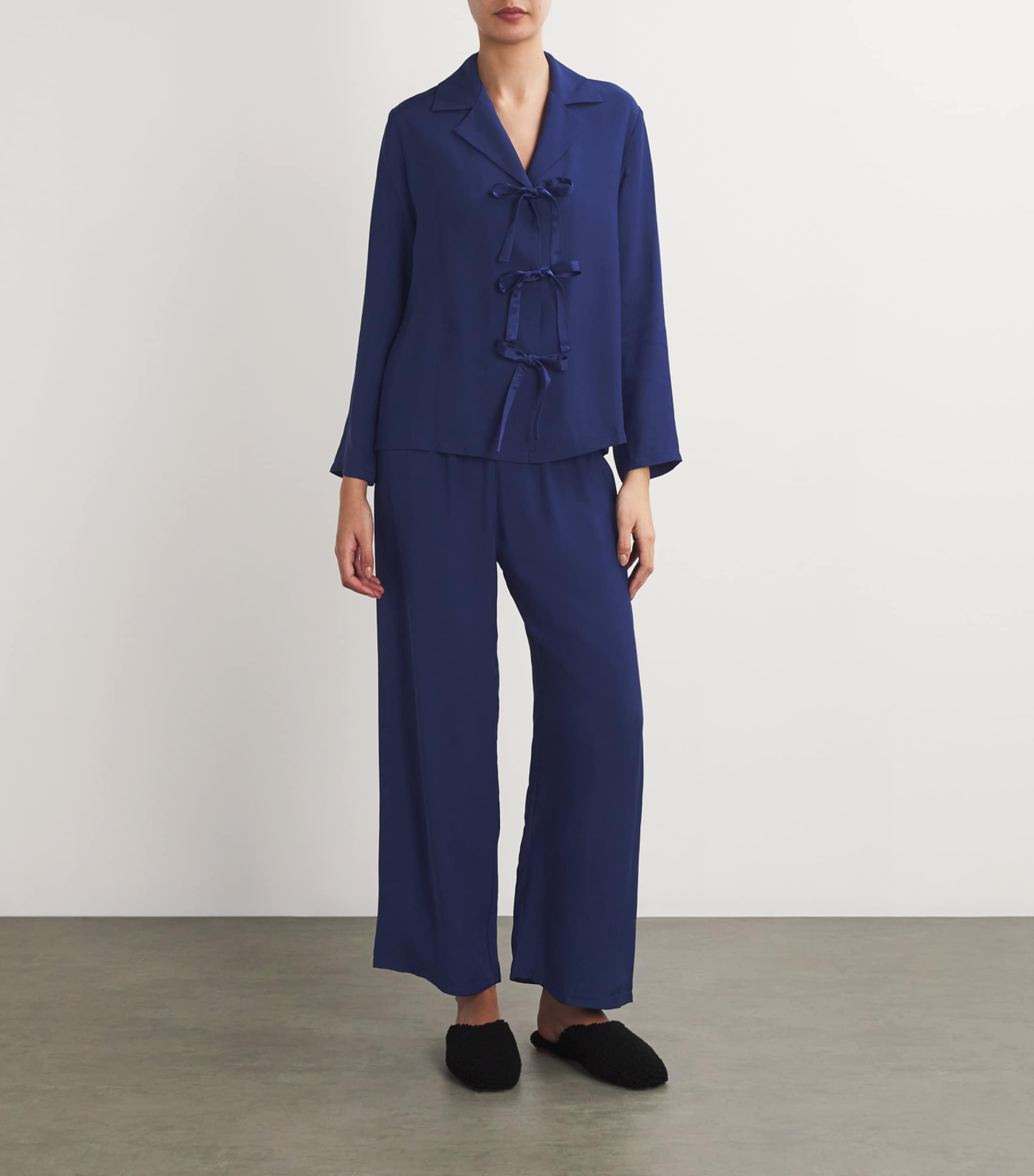 The Bow Pyjama Set NAVY Image 2