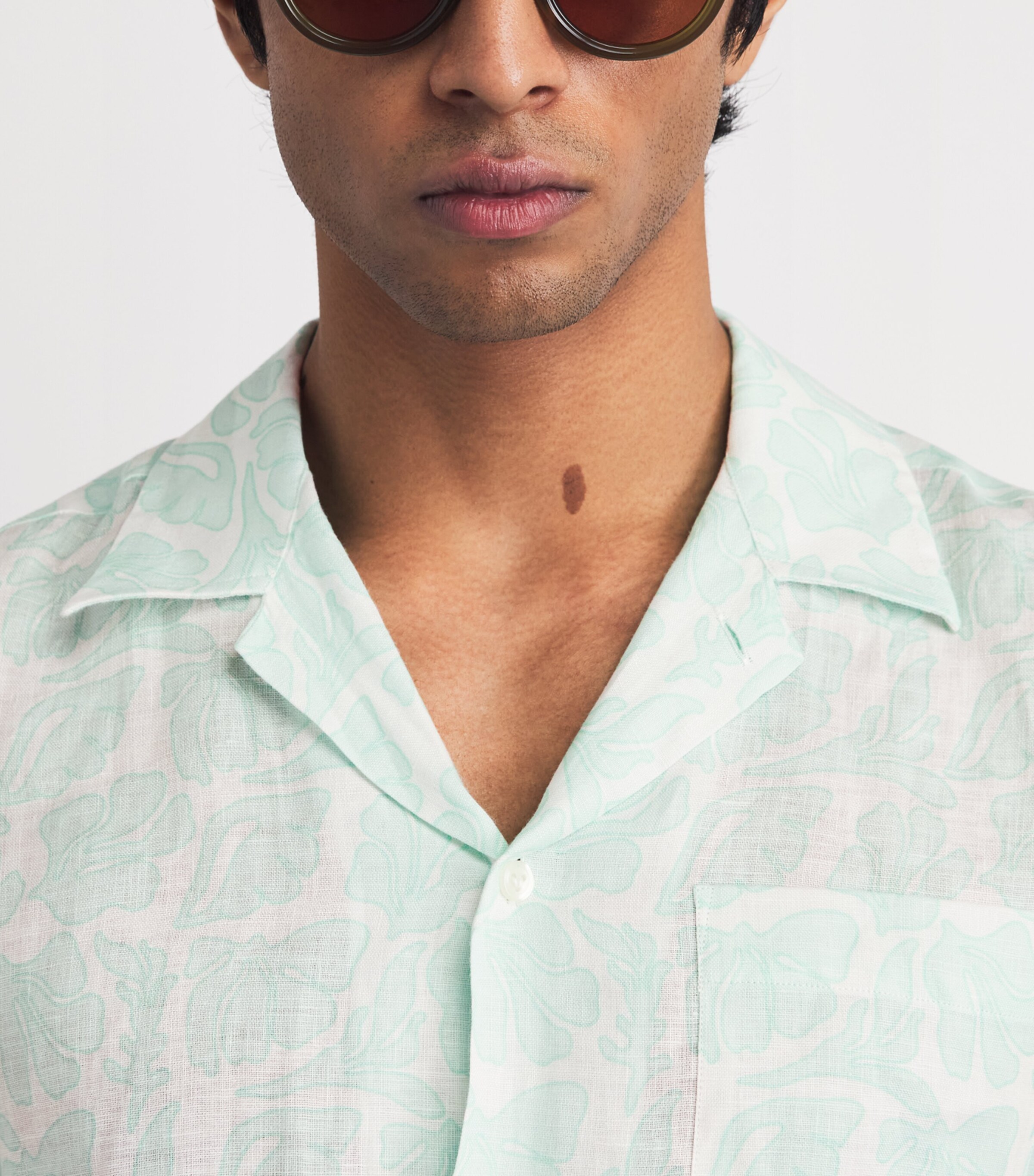 Vilebrequin Mens Linen Seashells Charli Shirt Blanc Image 3