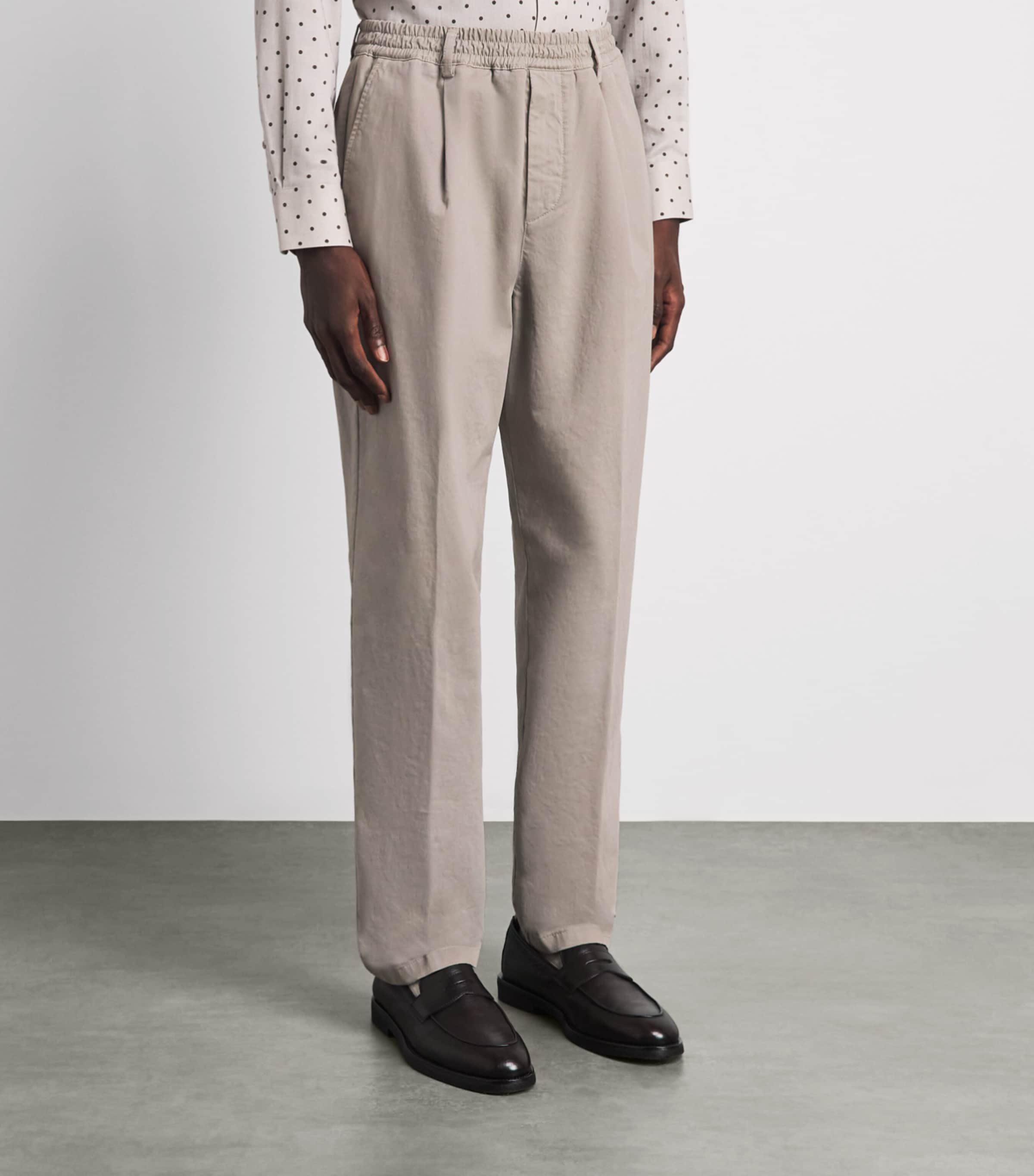 Eleventy Mens Stretch-Cotton Elasticated Trousers Cardamomo Chiaro Image 4