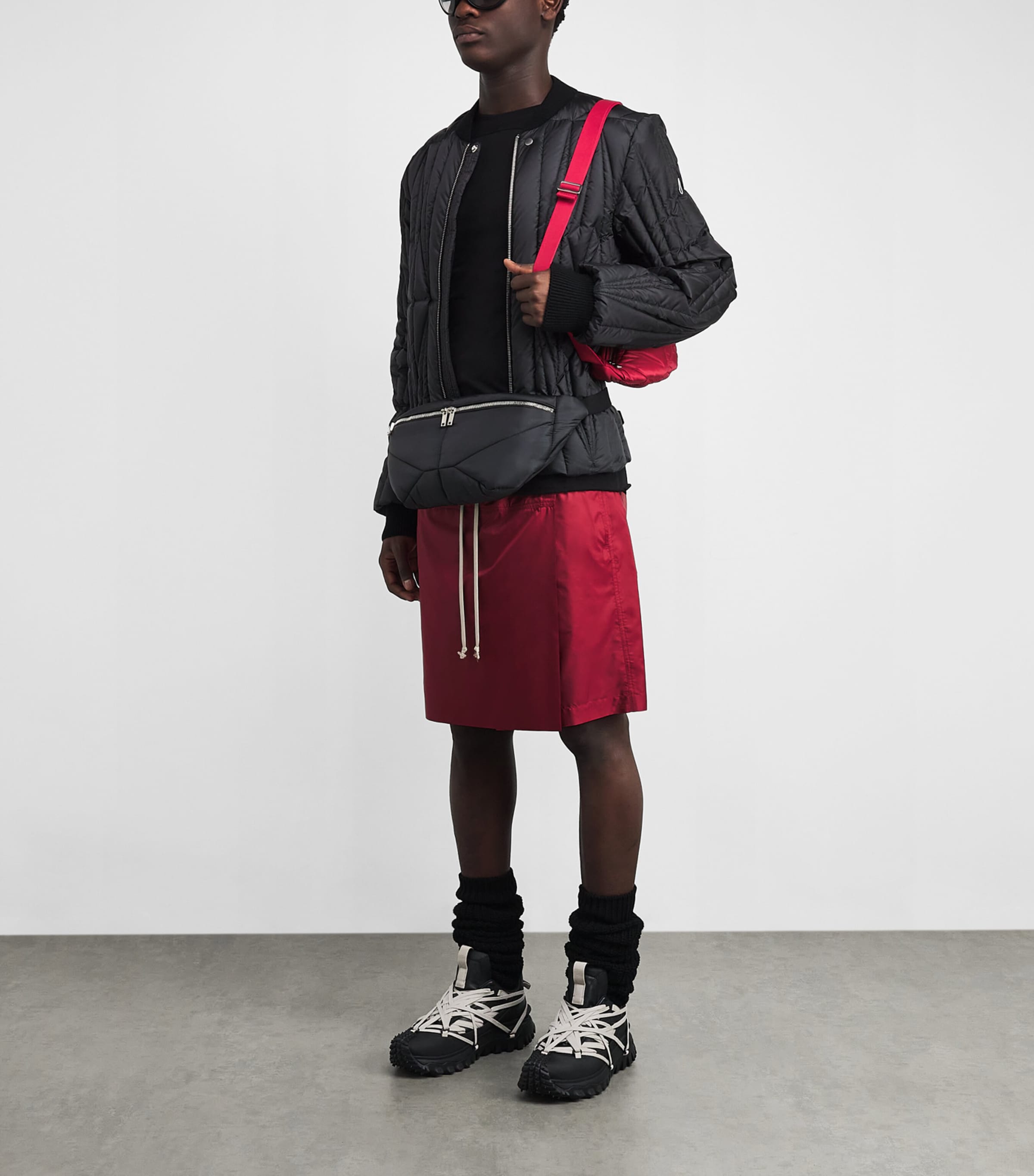 x Moncler Temple Kilt Shorts 438 - CARNELIAN Image 2