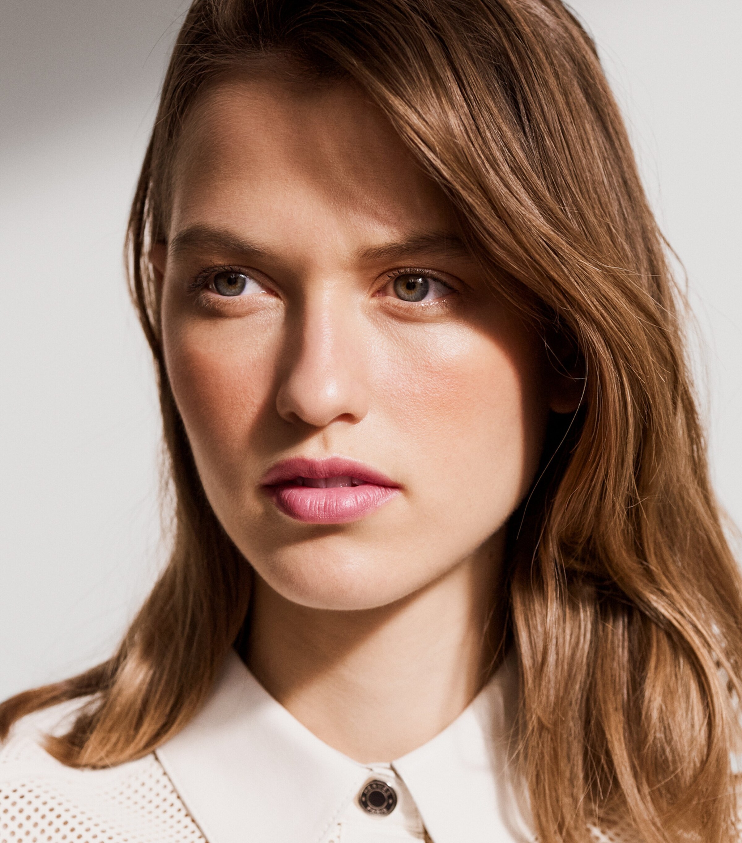 Rose Hermès Silky Blush Powder Refill 19 ROSE ABRICOT Image 6