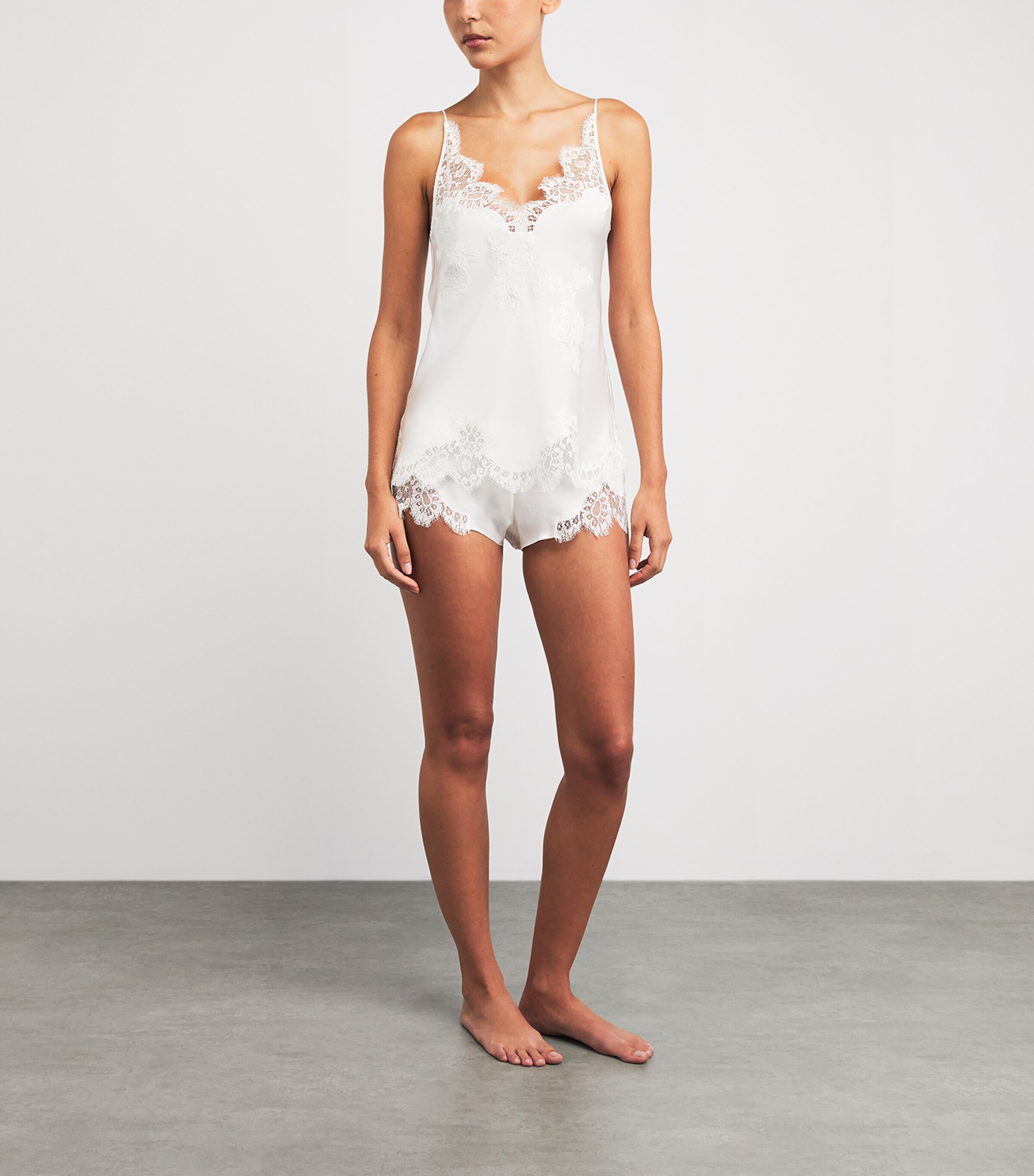 Carine Gilson Womens Silk Lace-Trim Julia Shorts Naturel/naturel Image 2