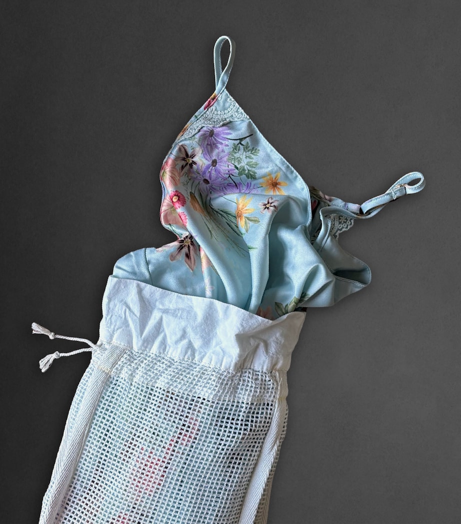 Wool XL Dryer Balls with Delicates Bag (Set of 6) IVORY Image 7