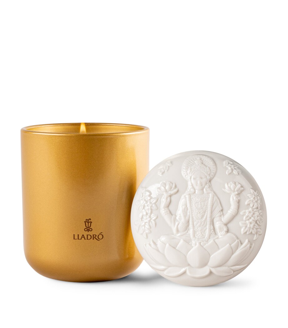 Lladró Sweet Memories Goddess Lakshmi Candle (560g) White & Gold Image 1