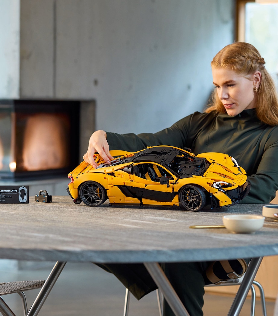 Technic McLaren P1 Model Car Set for Adults 42172 MULTI Image 4