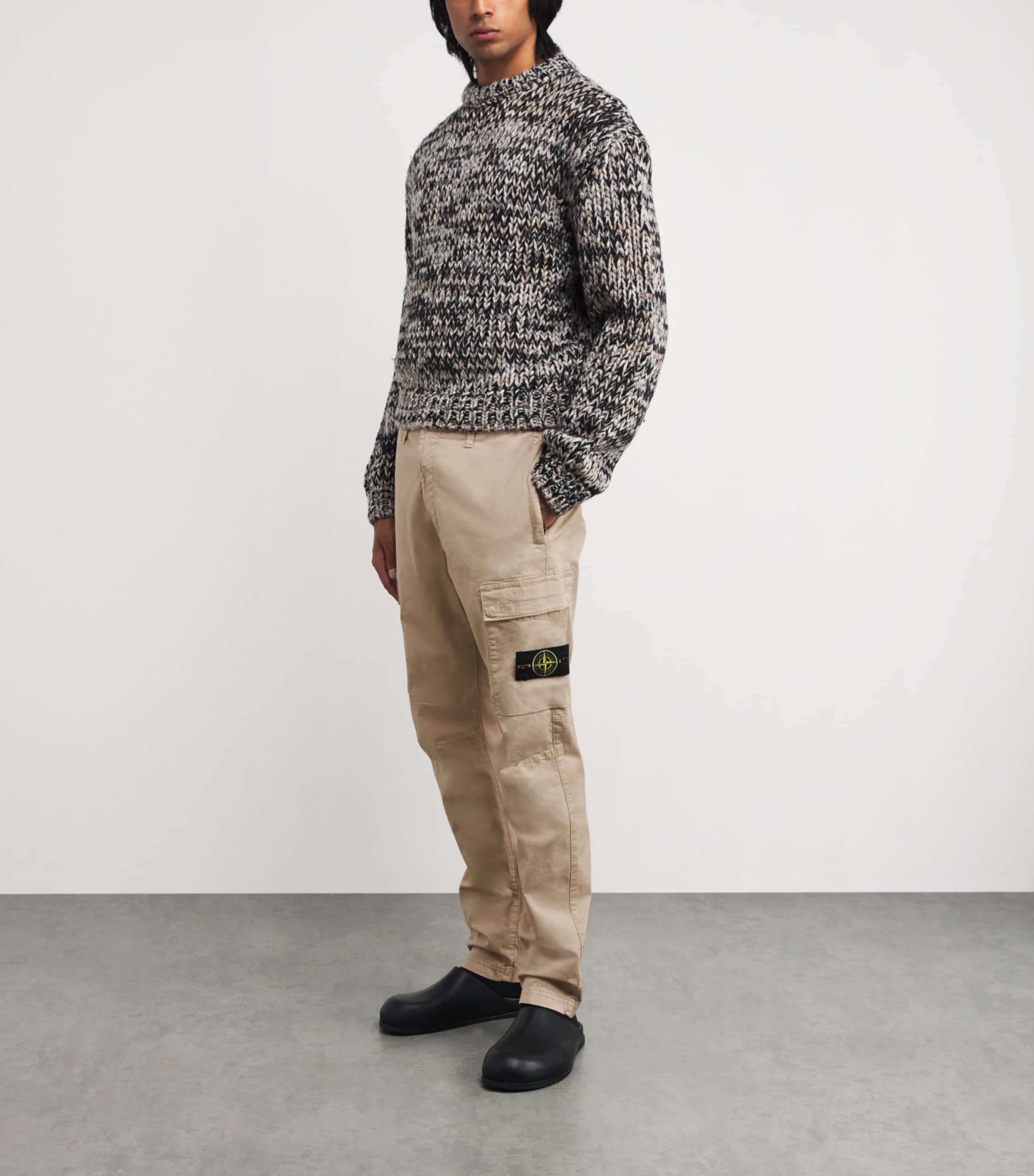 Stretch-Cotton Cargo Trousers V009A Image 2