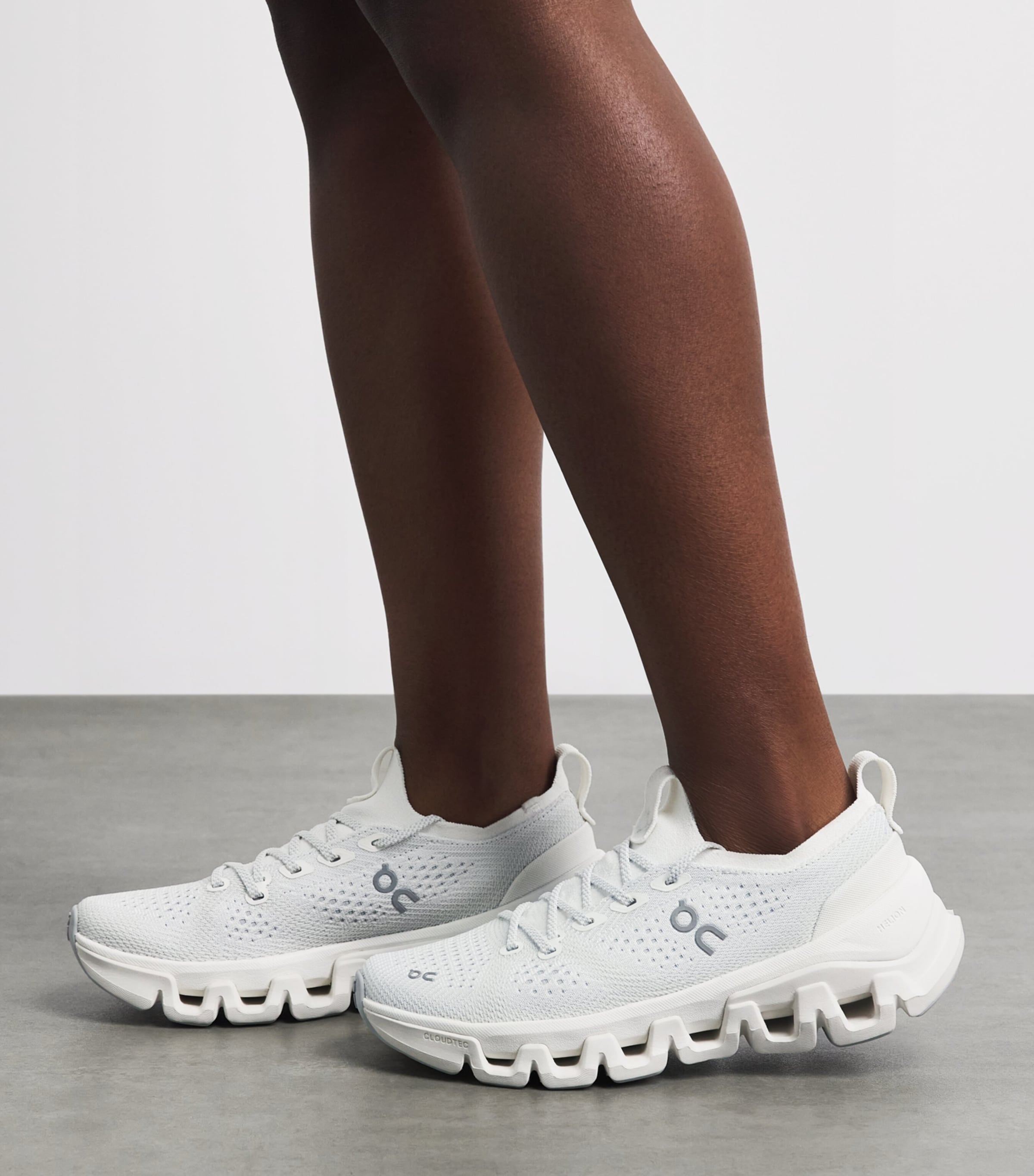 On Womens Cloud X Tempo Trainers Ivory | Ice Image 2