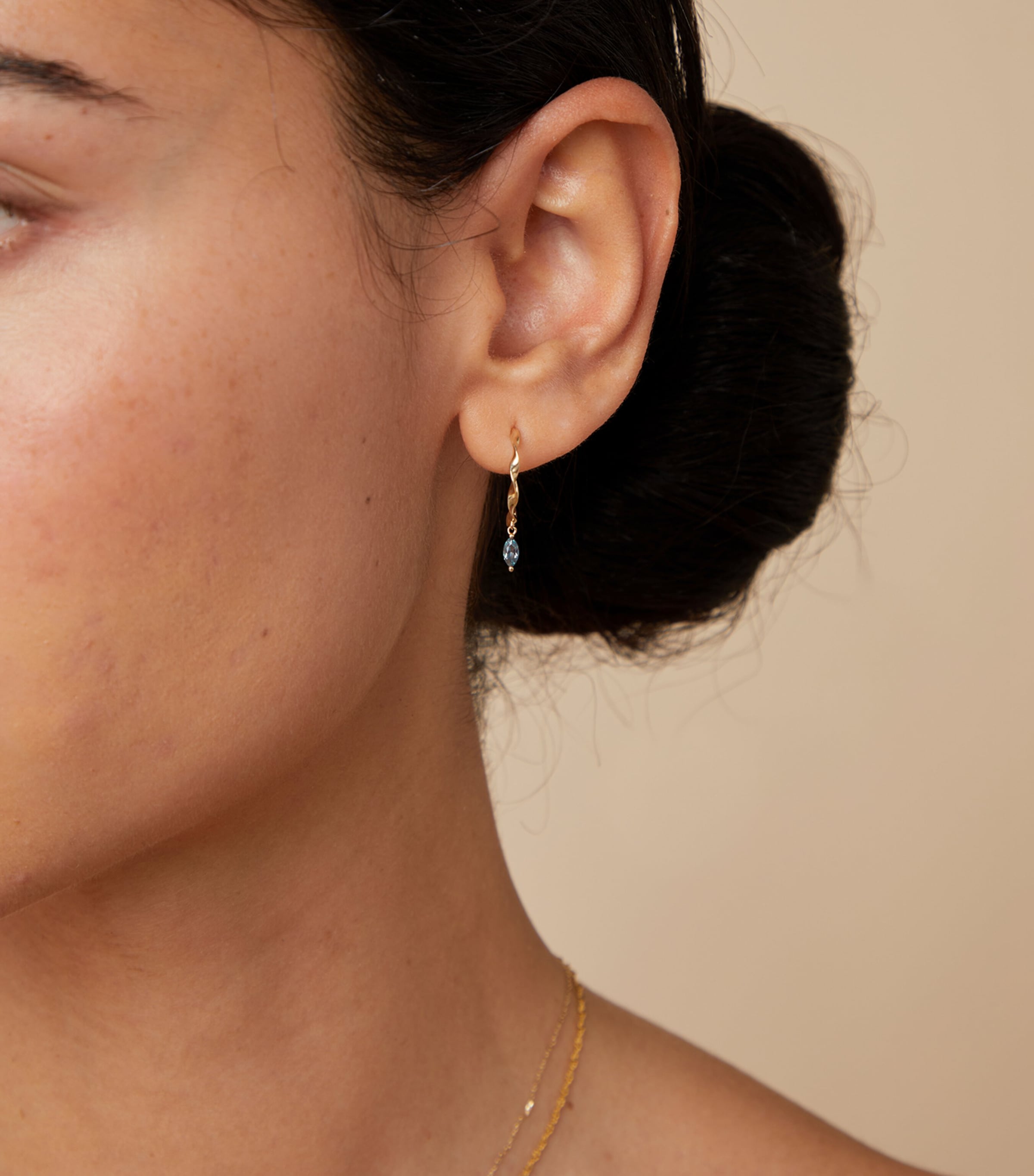 Astrid & Miyu Yellow Gold and Alexandrite Twist Hoop Earrings Gold Image 2