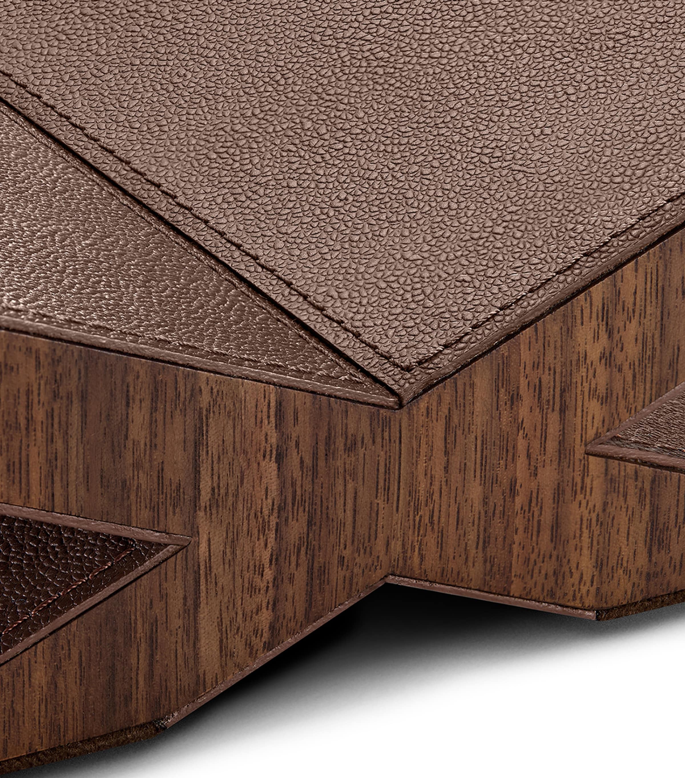 Walnut-Leather Classic Collector Bookstand DARK BROWN Image 4