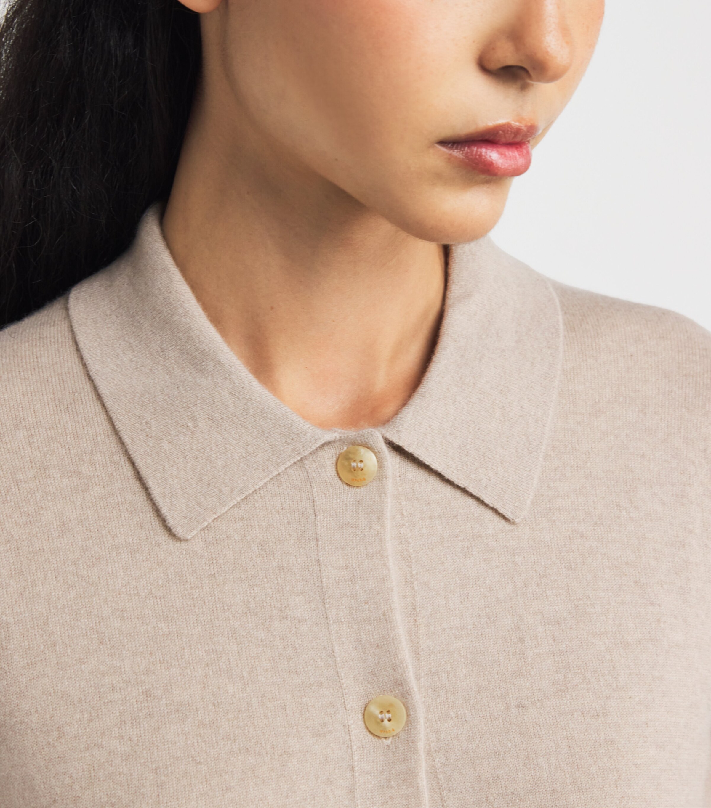 arch 4 Womens Cashmere Collared Wrexham Cardigan Feather Image 6
