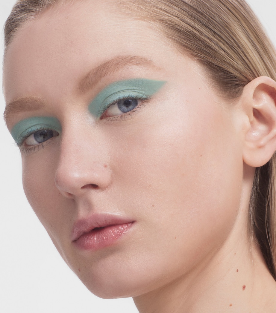 Satin Kajal Eyeliner SEAFOAM Image 2