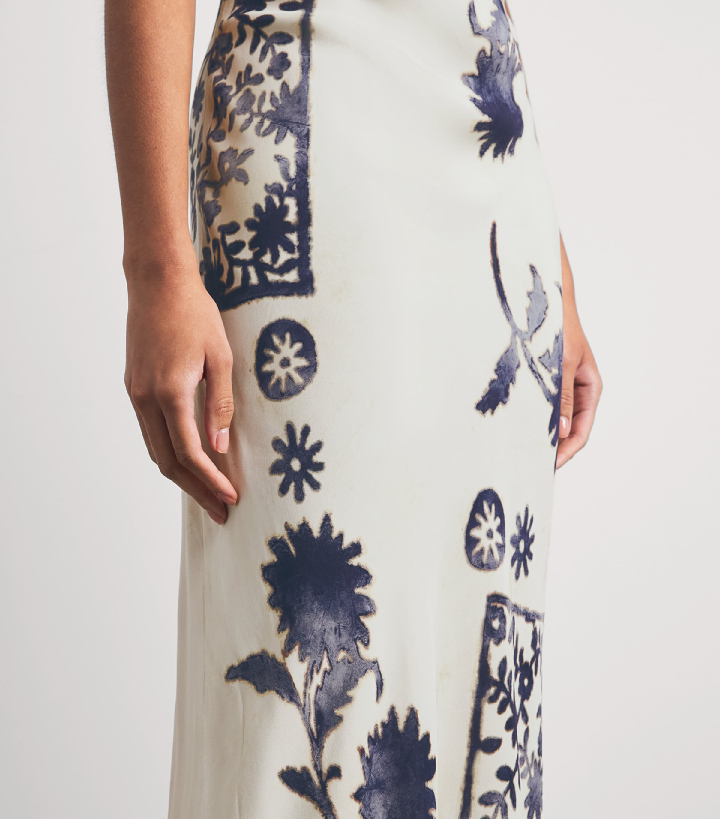 SIR. Womens Printed Philippa Maxi Dress Eira Midnight Image 5