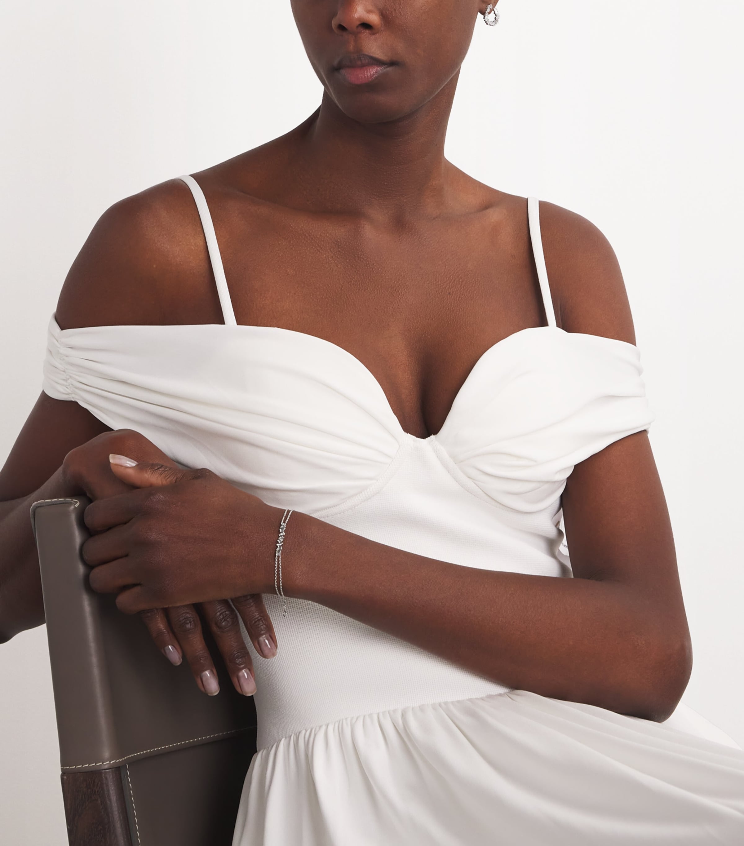 White Gold and Diamond Bar Bracelet 18K WG/WD Image 5