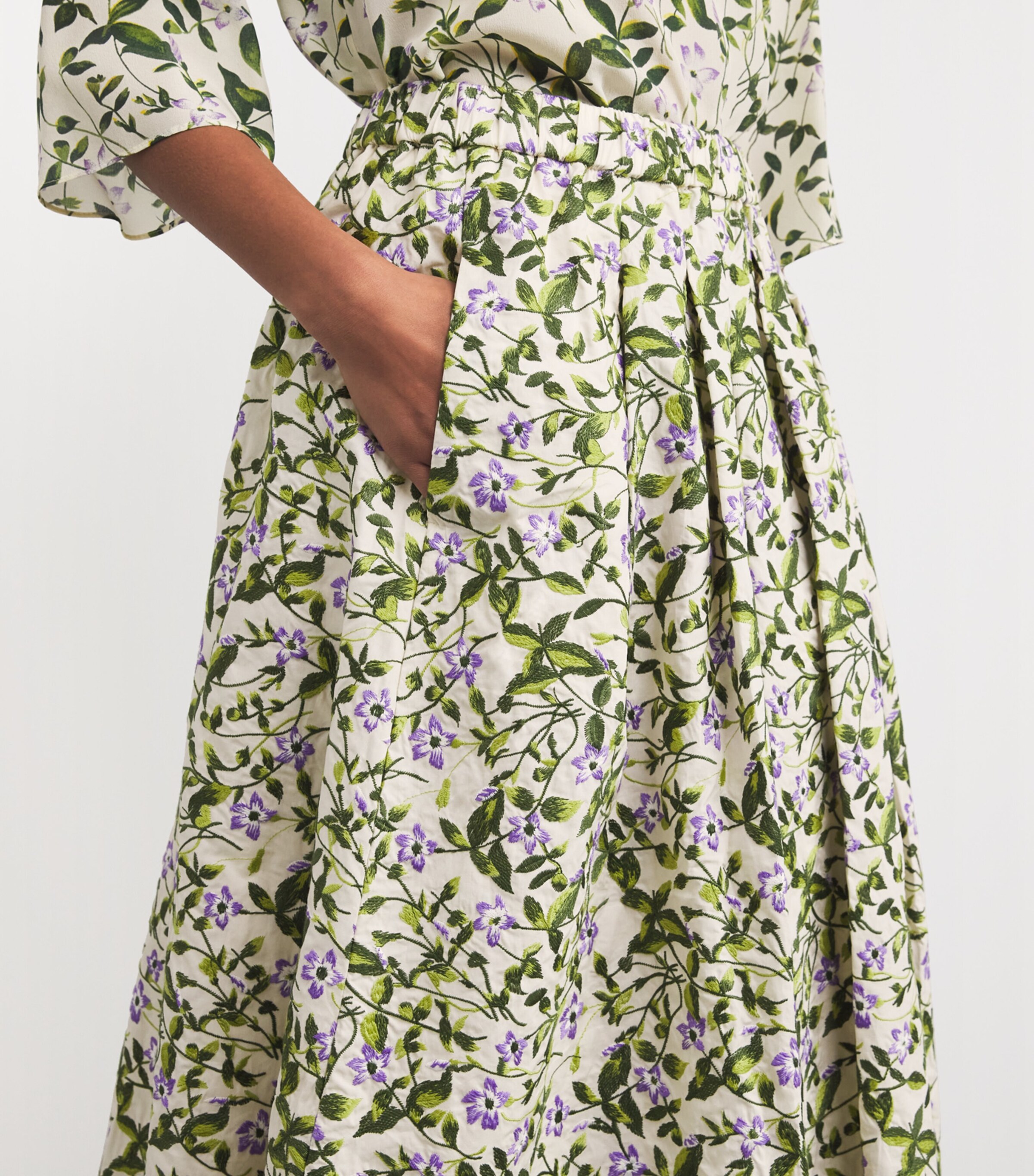 Weekend Max Mara Womens Cotton Floral-Embroidered Midi Skirt Ecru Image 6