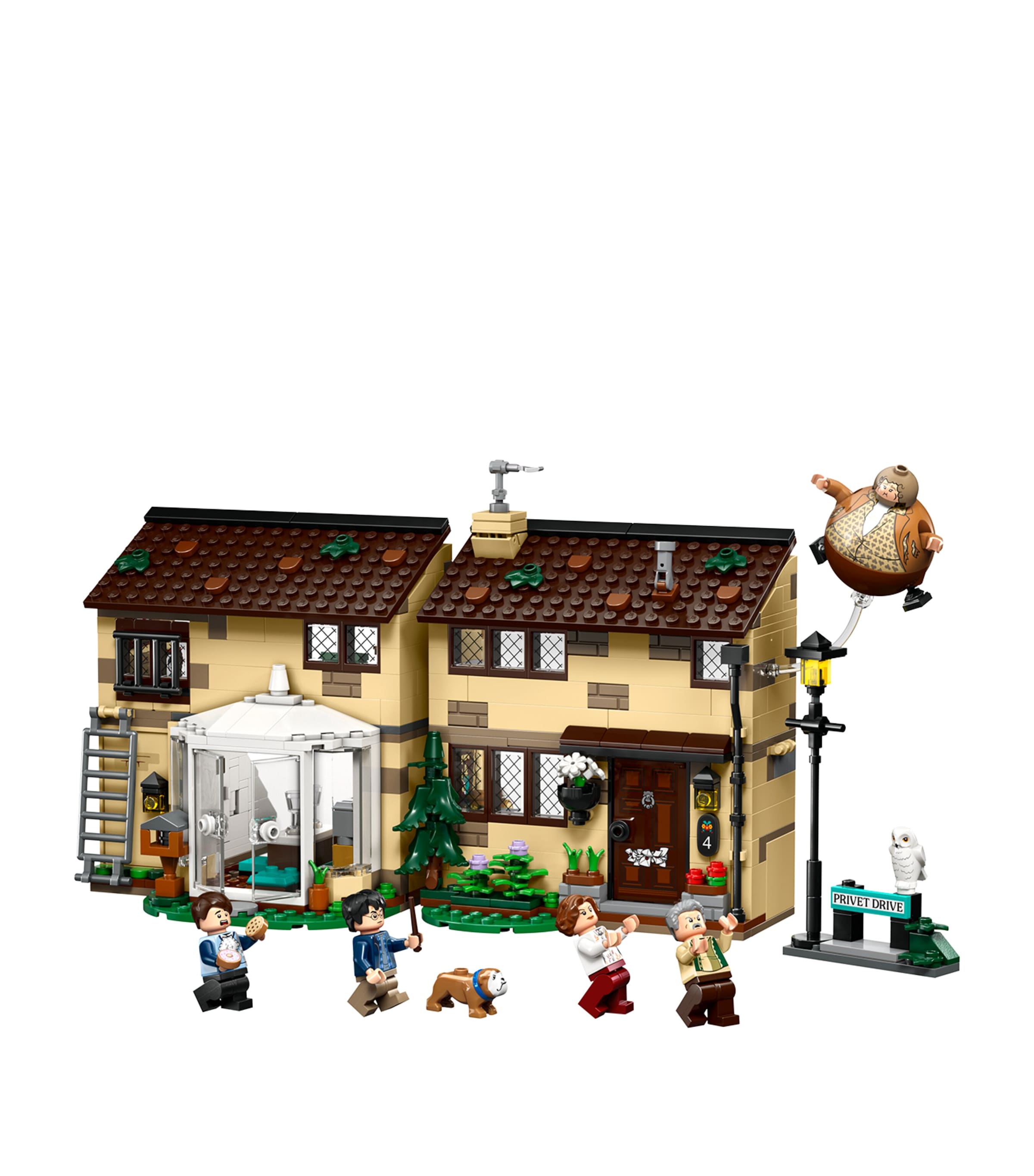 Lego Harry Potter Privet Drive: Aunt Marge’s Visit 76451 Image 1