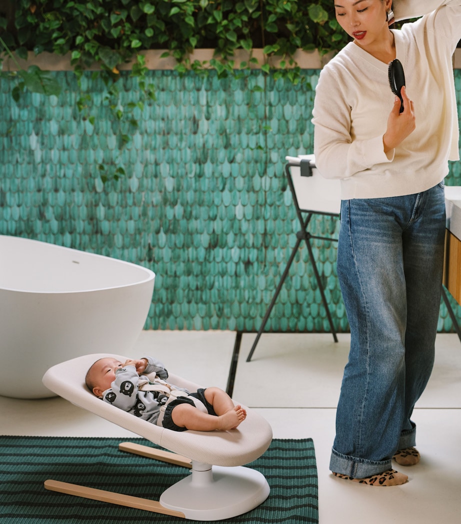 Yoga Baby Bouncer and Swing LIGHT SAND Image 7