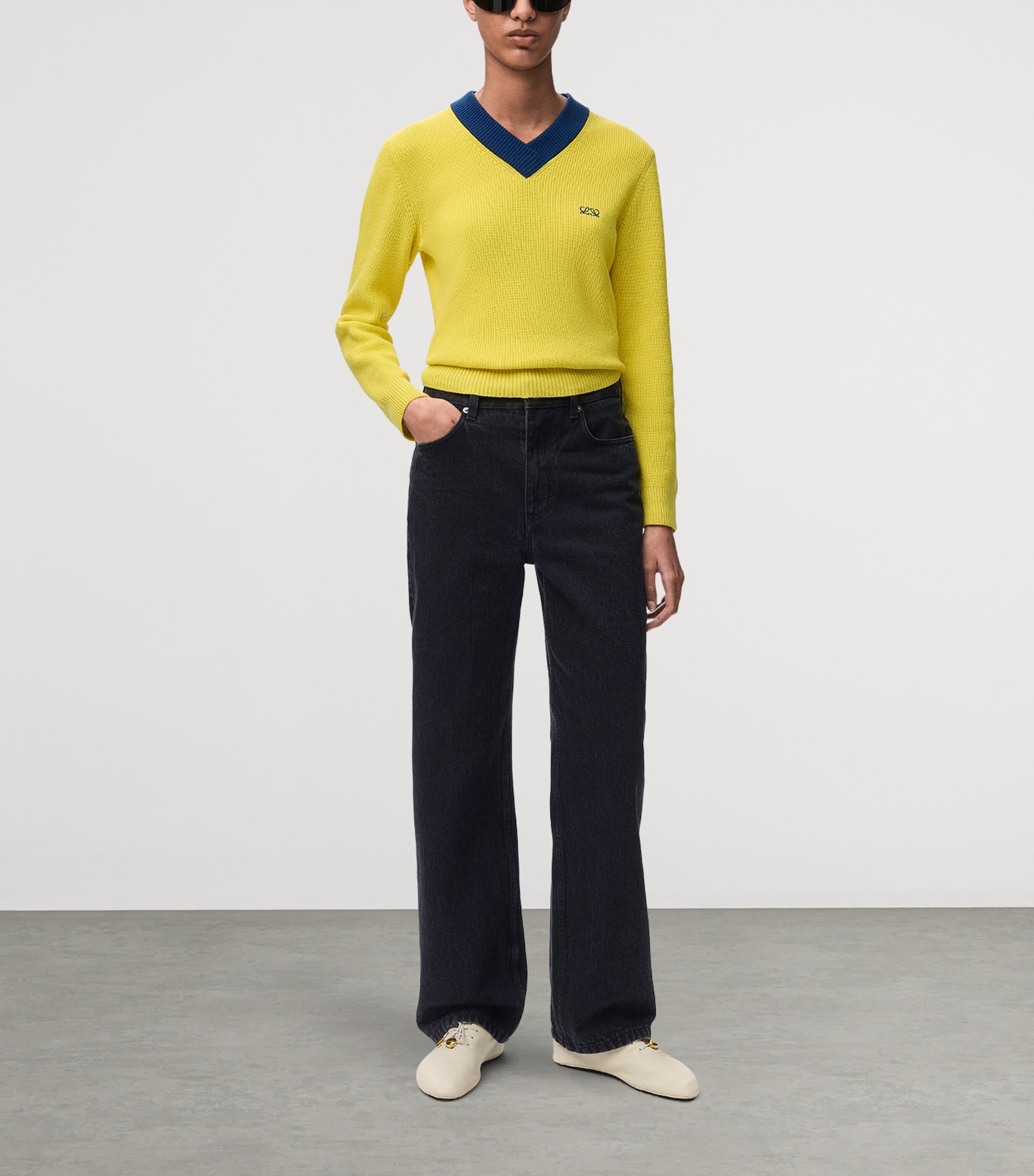 LOEWE Womens Embroidered-Anagram Straight Jeans Black Image 2