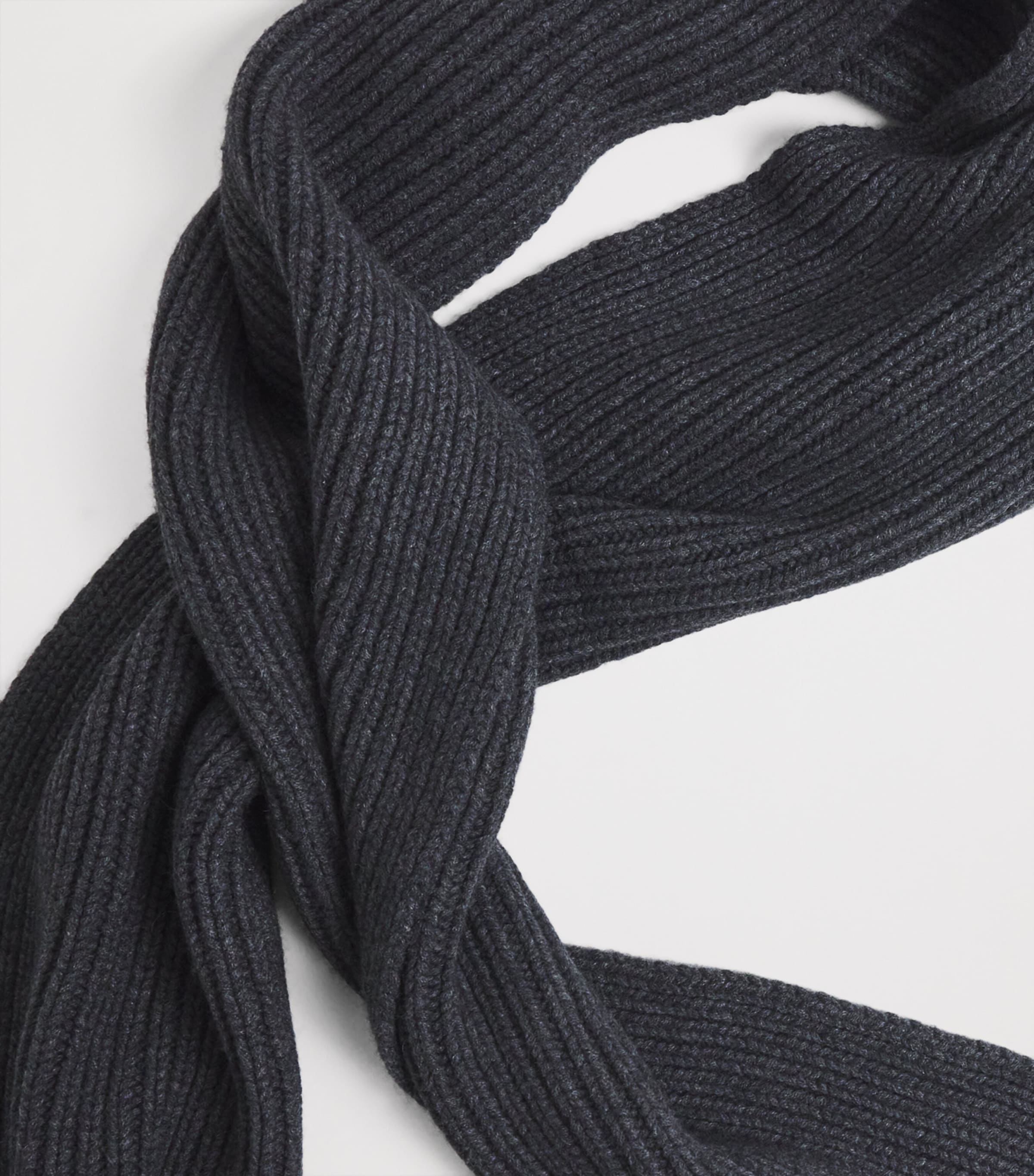 Yves Salomon Mens Cashmere Scarf Thunderstorm Image 4