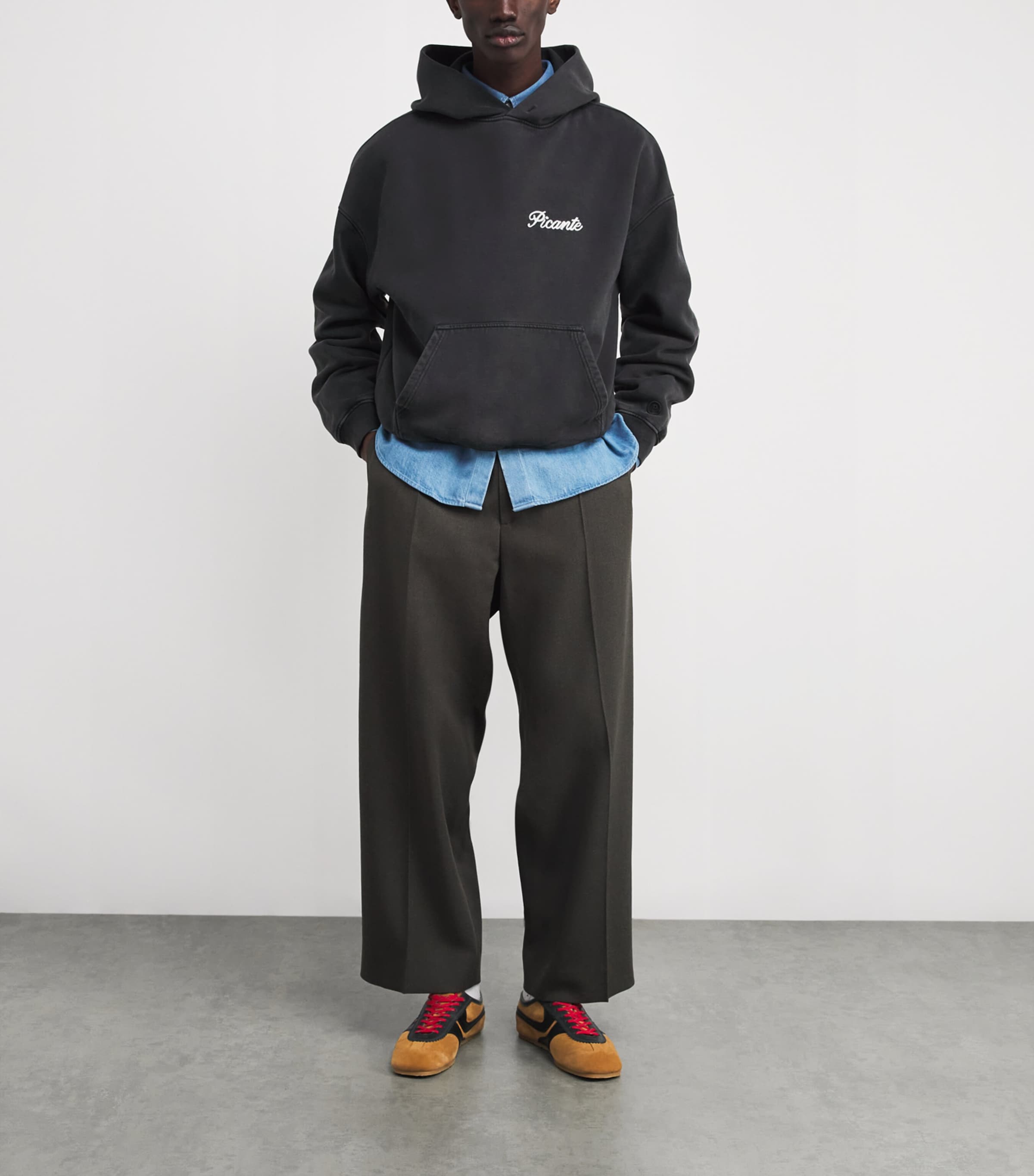 Organic Cotton Tailor Logo Hoodie SUN-FADED BLACK Image 2