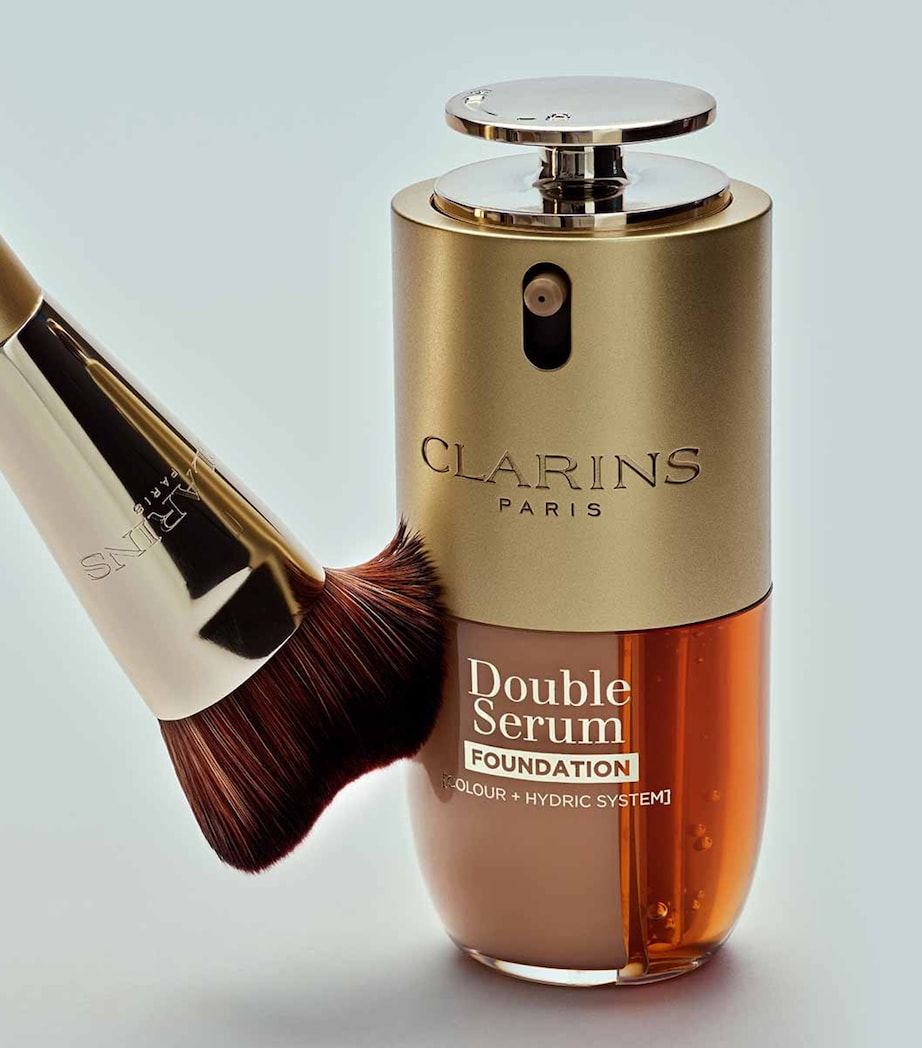 Clarins Double Serum Foundation Image 5