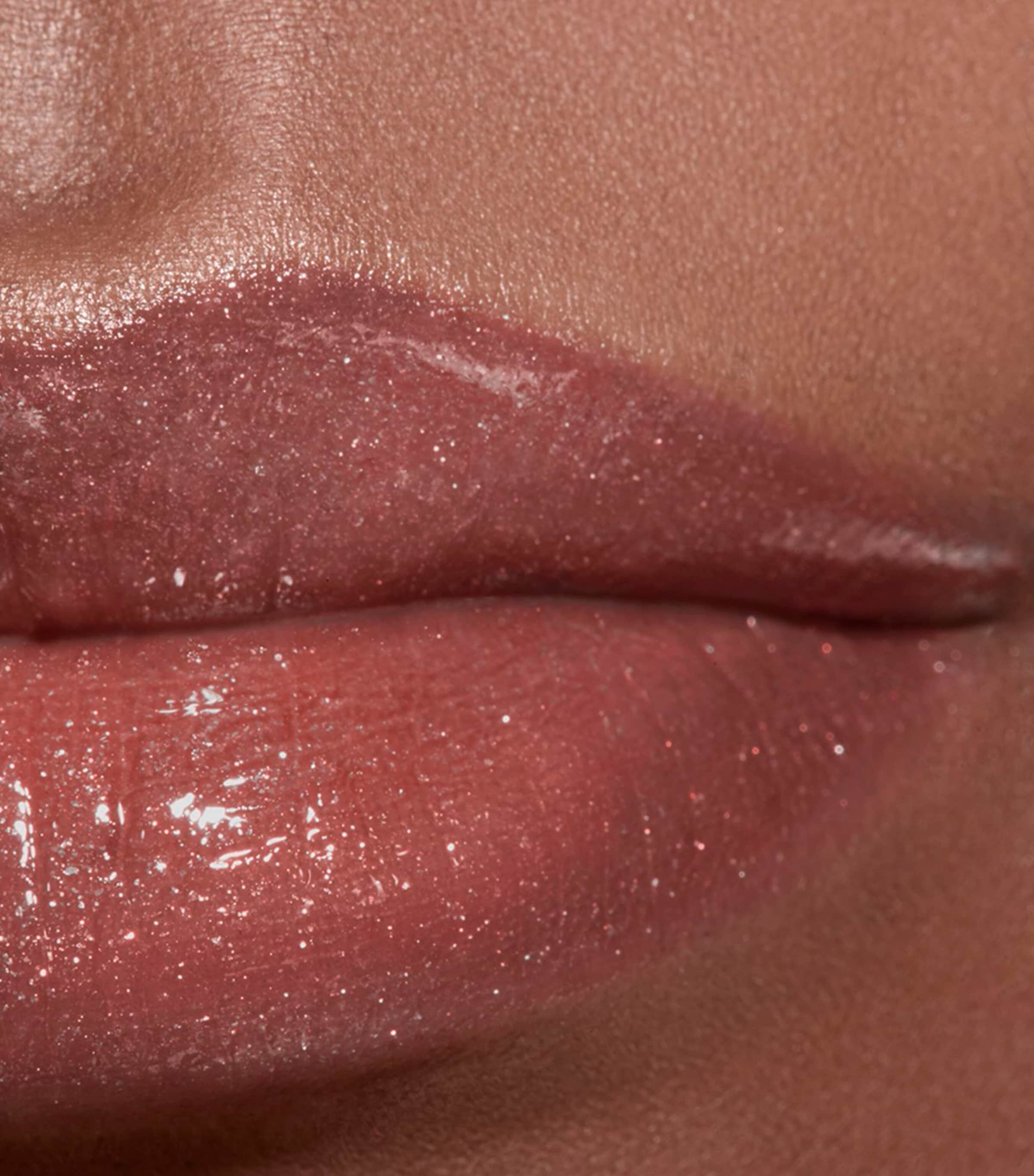 CHANEL ROUGE COCO GLOSS Moisturising Gloss Baroque Image 4