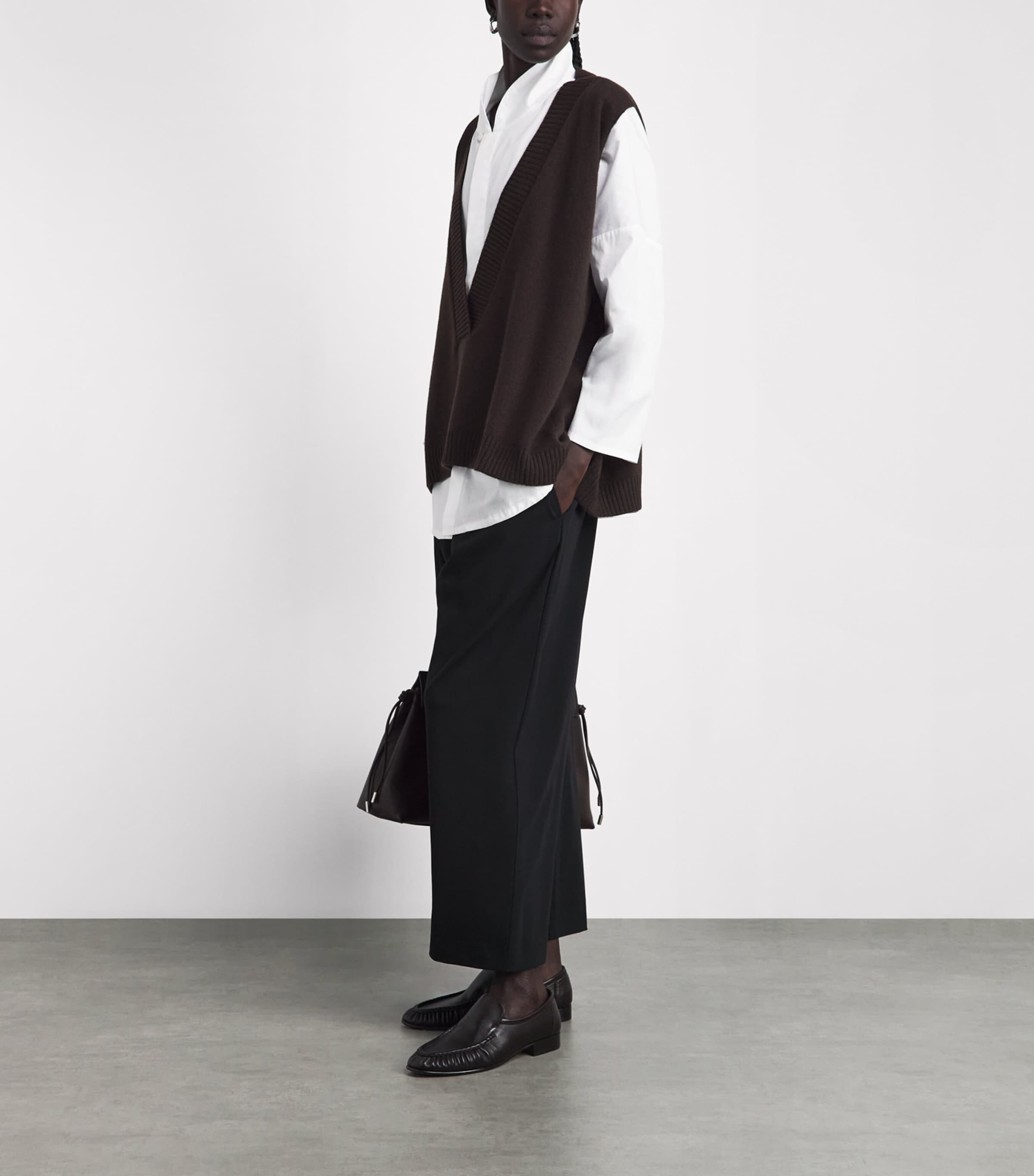 Eskandar Womens Cashmere Plunge-Neck Sweater Vest Cocoa Image 2