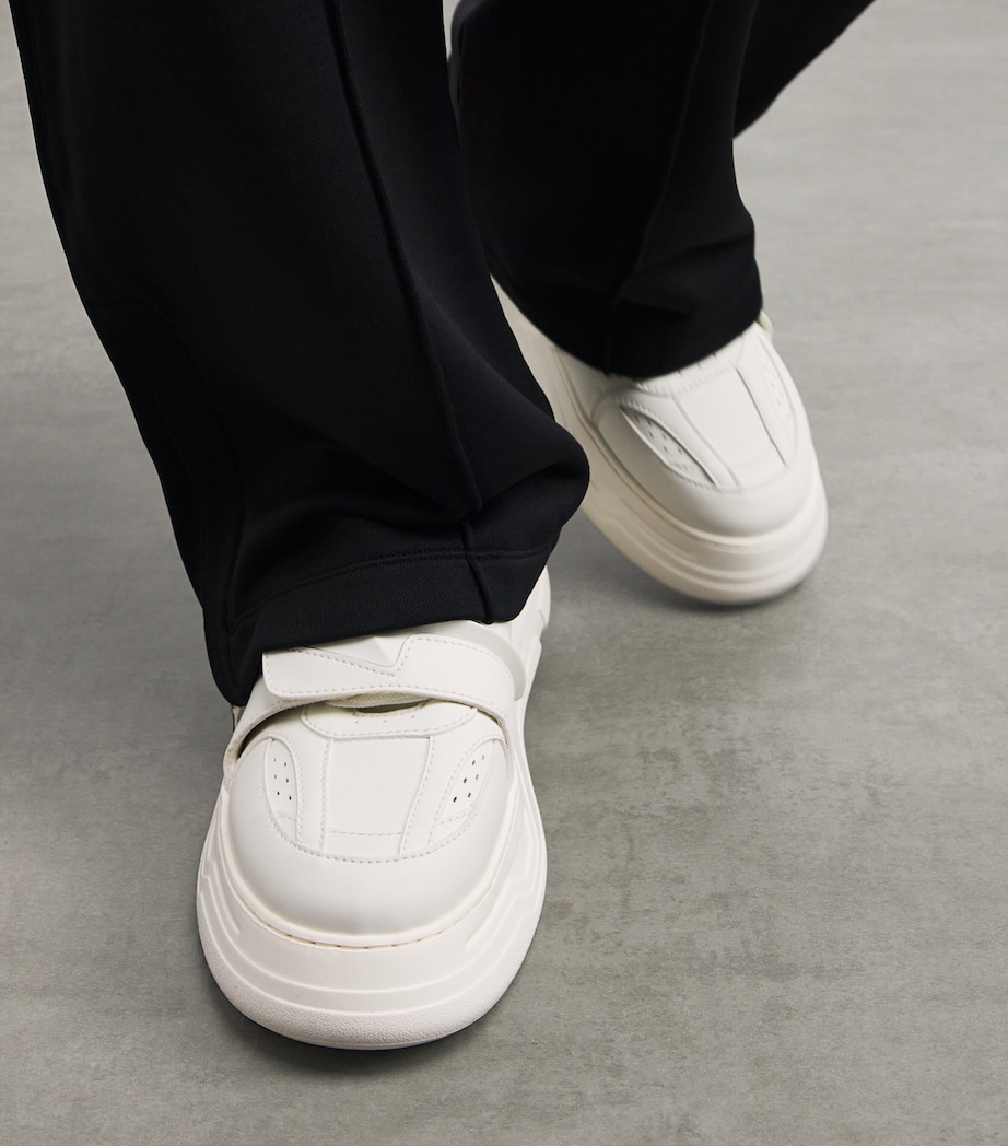 Chunky Low-Top Sneakers U0003 Image 2