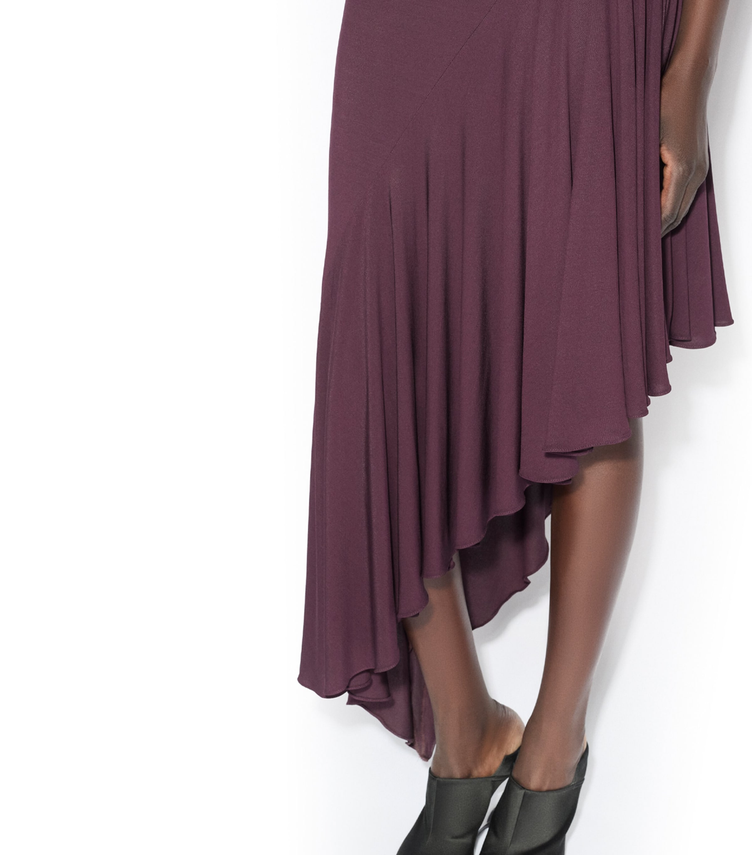 Alaïa Womens Jersey Asymmetric Midi Dress Bordeaux Image 5
