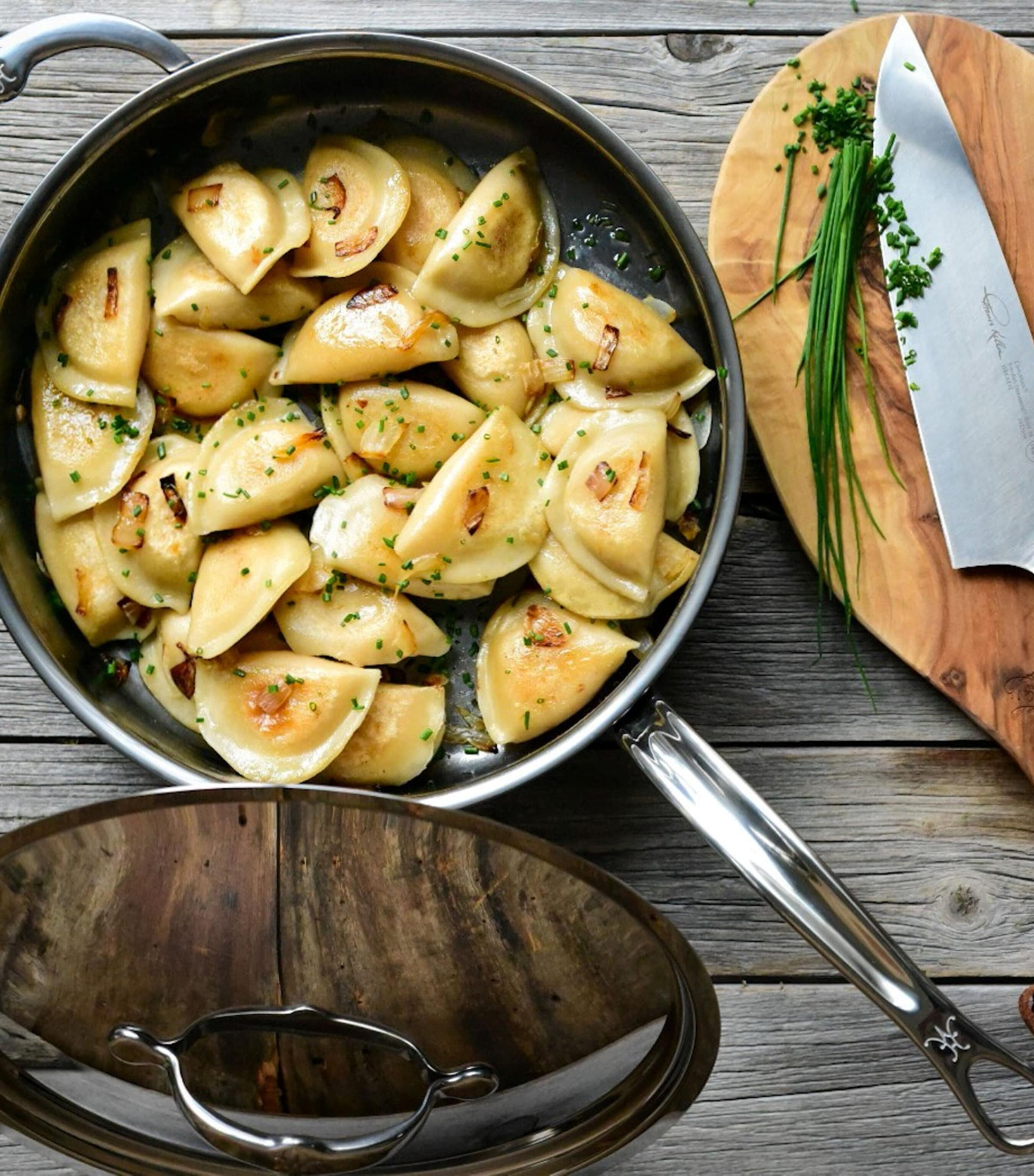 Stainless Steel NanoBond Sauté Pan with Lid (26cm) SILVER Image 2