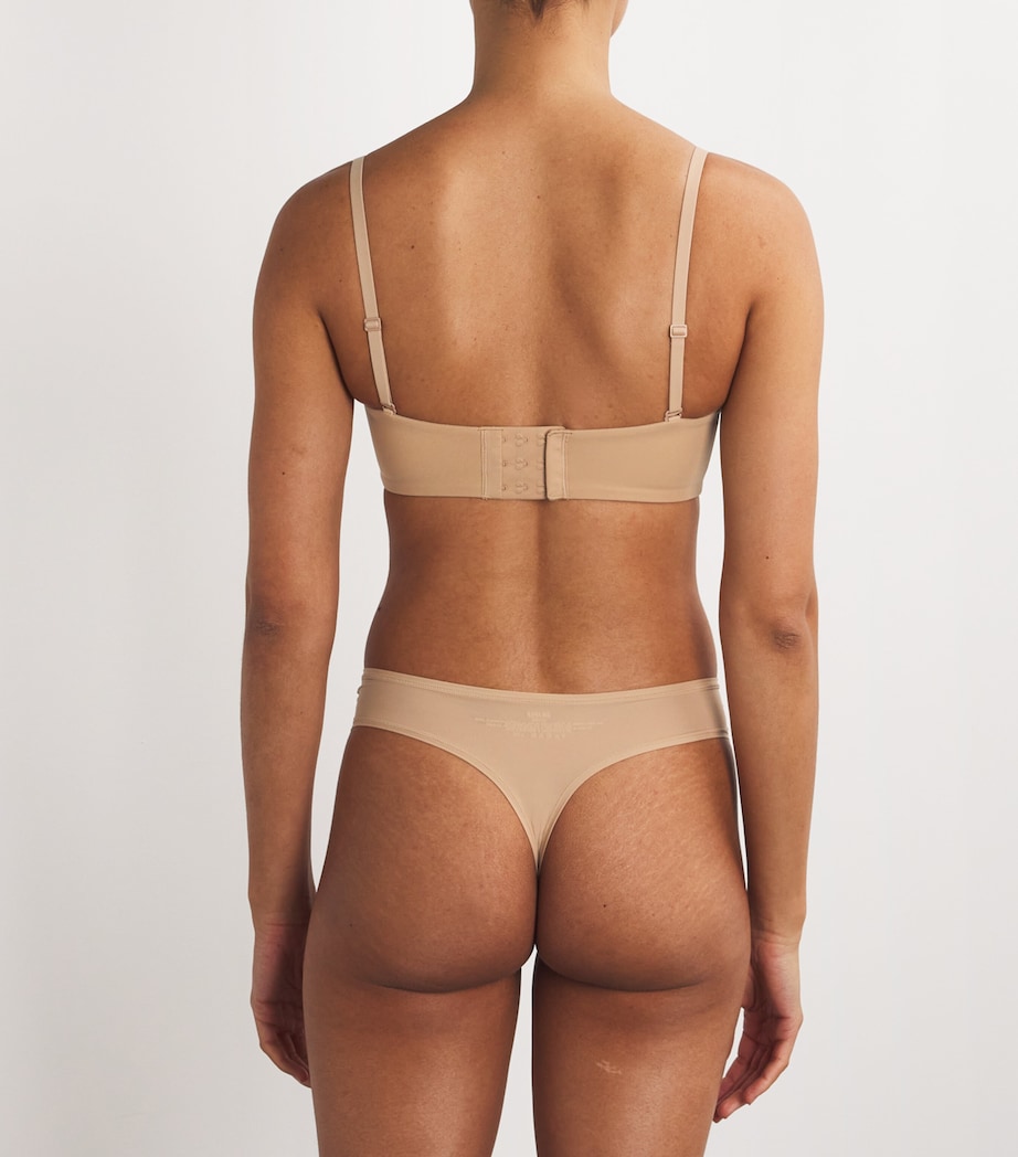 Fits Everybody Strapless Bra CLAY Image 3