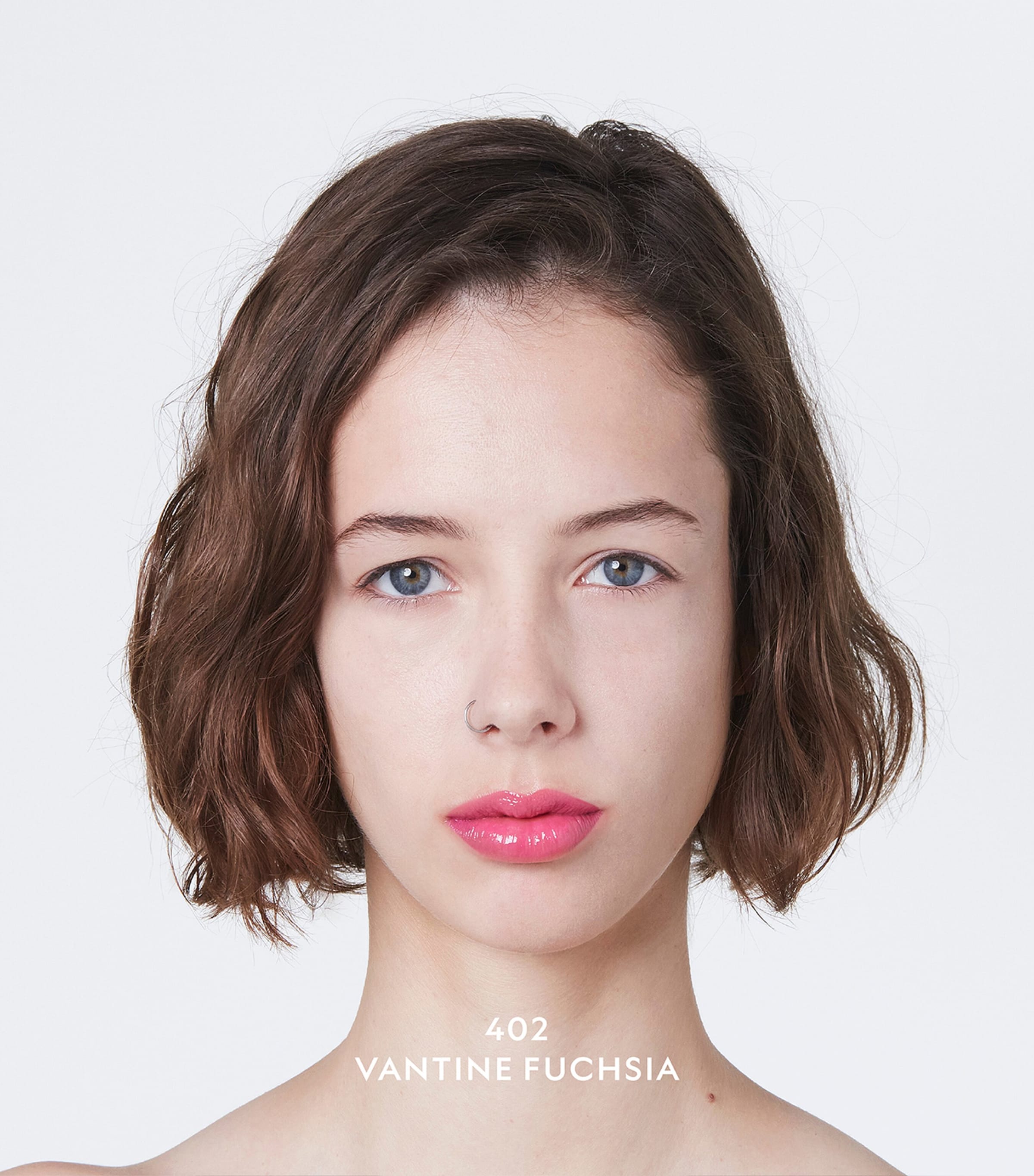 Gucci’s Rouge de Beauté Brillant Glow & Care Lip Colour 402 Image 4