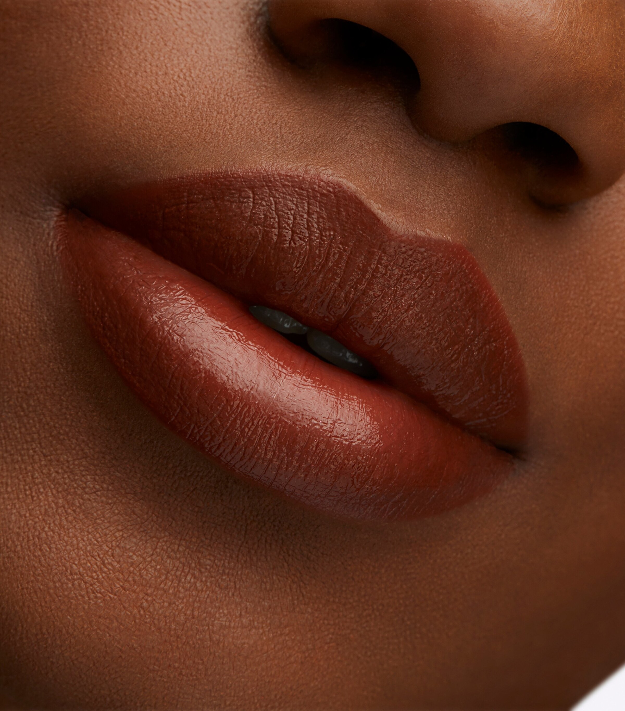 Lustreglass Sheer-Shine Lipstick CAN'T DULL MY SHINE Image 8