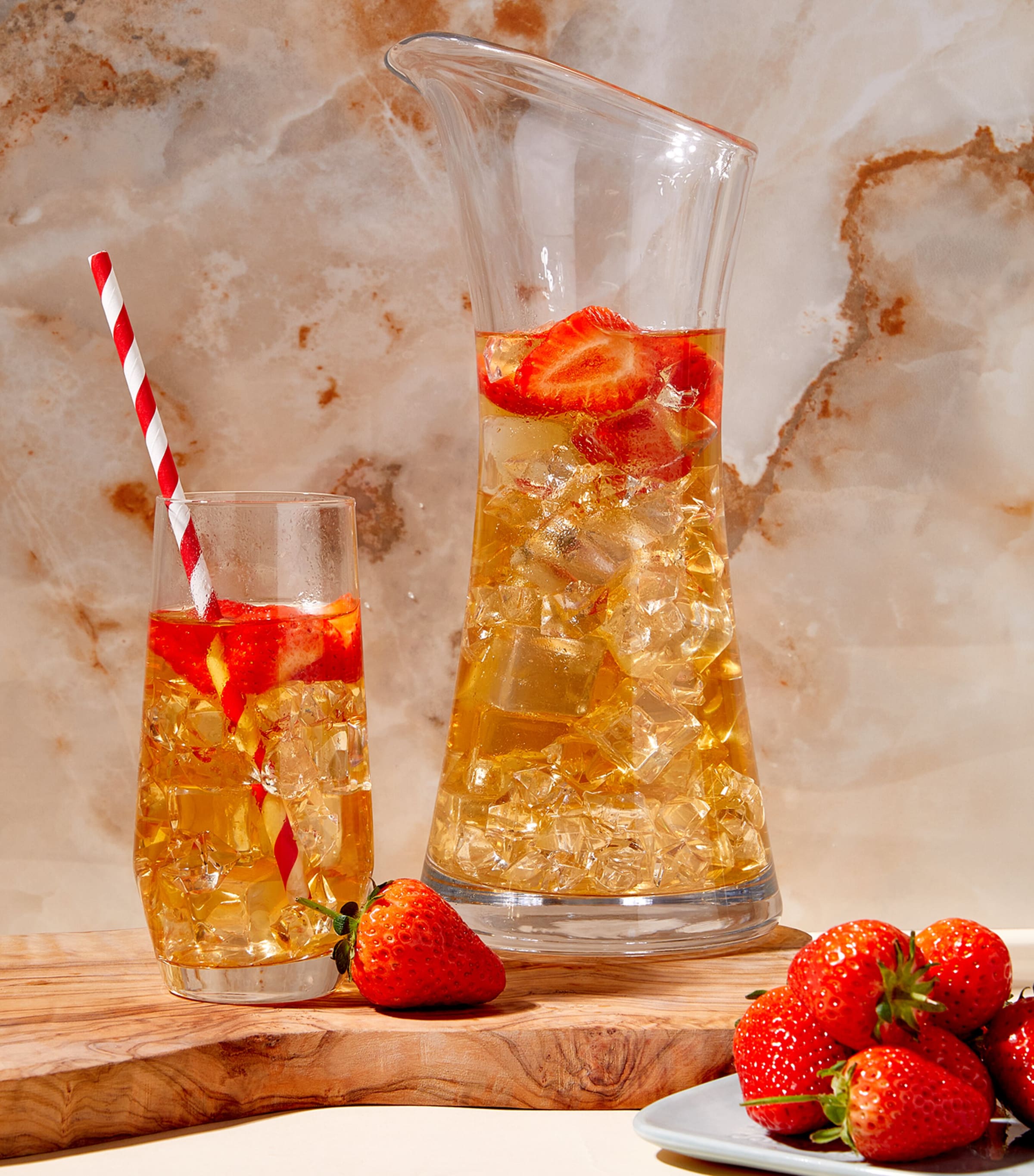 No. 61 Strawberry Flavoured Black Loose Leaf Tea (125g) NO COLOUR Image 2