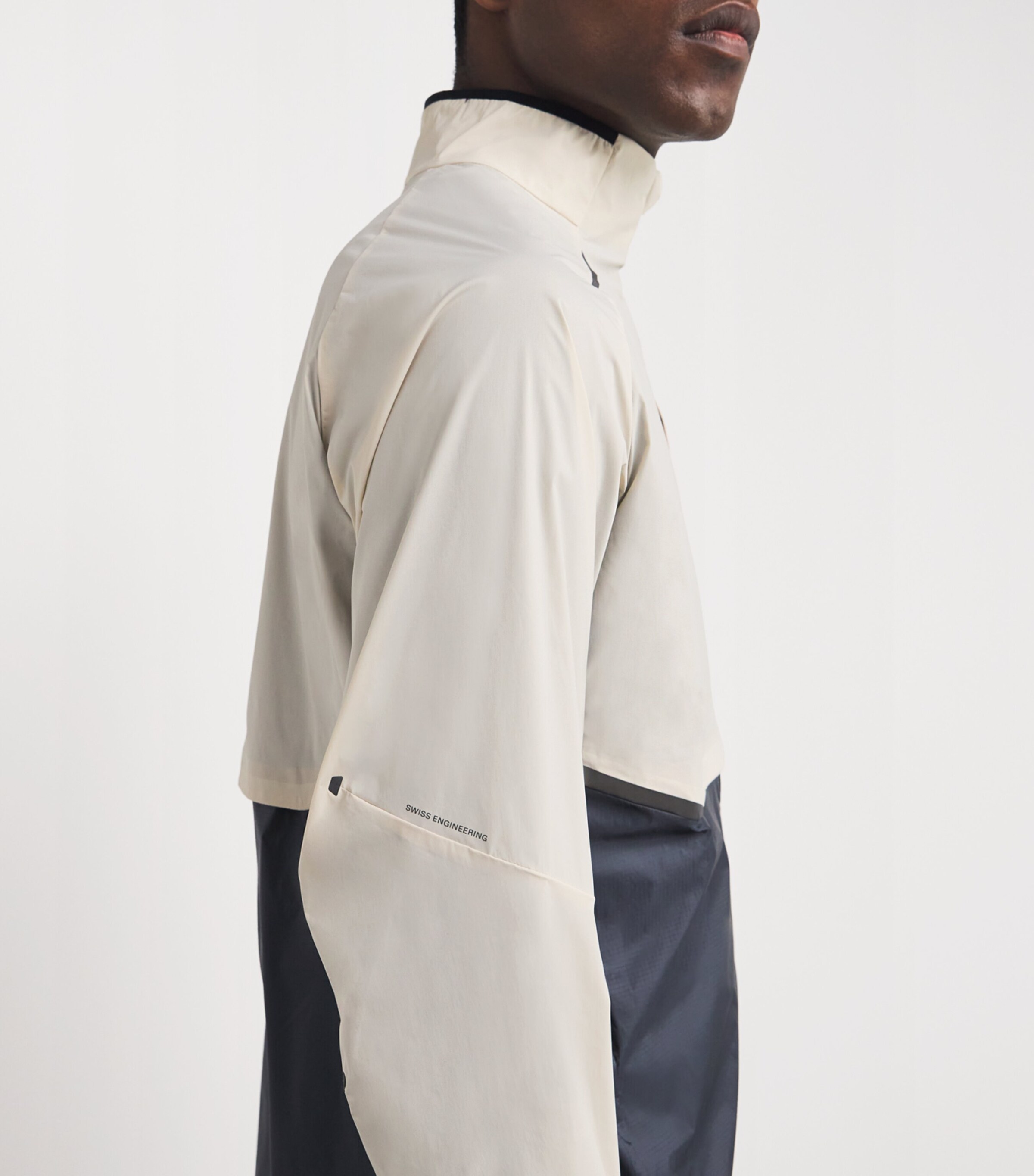 Packable Weather Jacket SILVER | ECLIPSE Image 6