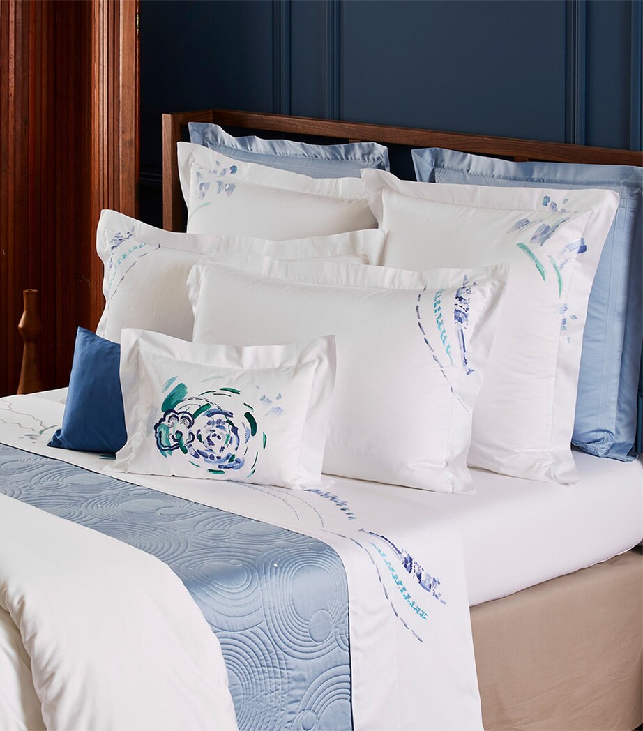 Yves Delorme Couture Pima Cotton Abysses King Oxford Pillowcase Pair (50cm x 90cm) Image 4